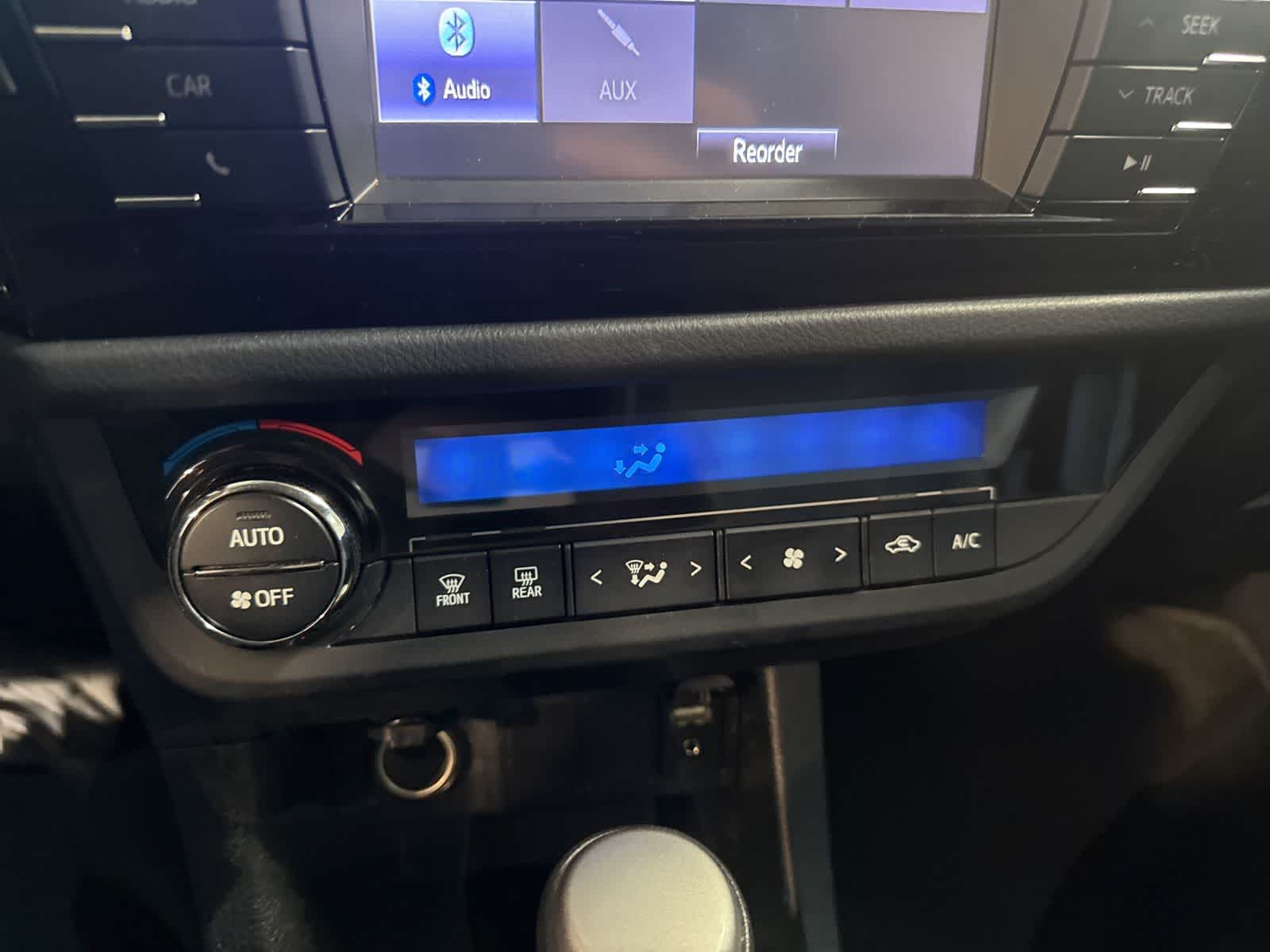 Thumbnail: 2016 Toyota Corolla - 25