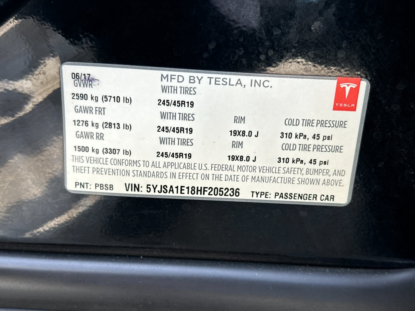 Thumbnail: 2017 Tesla Model S - 29