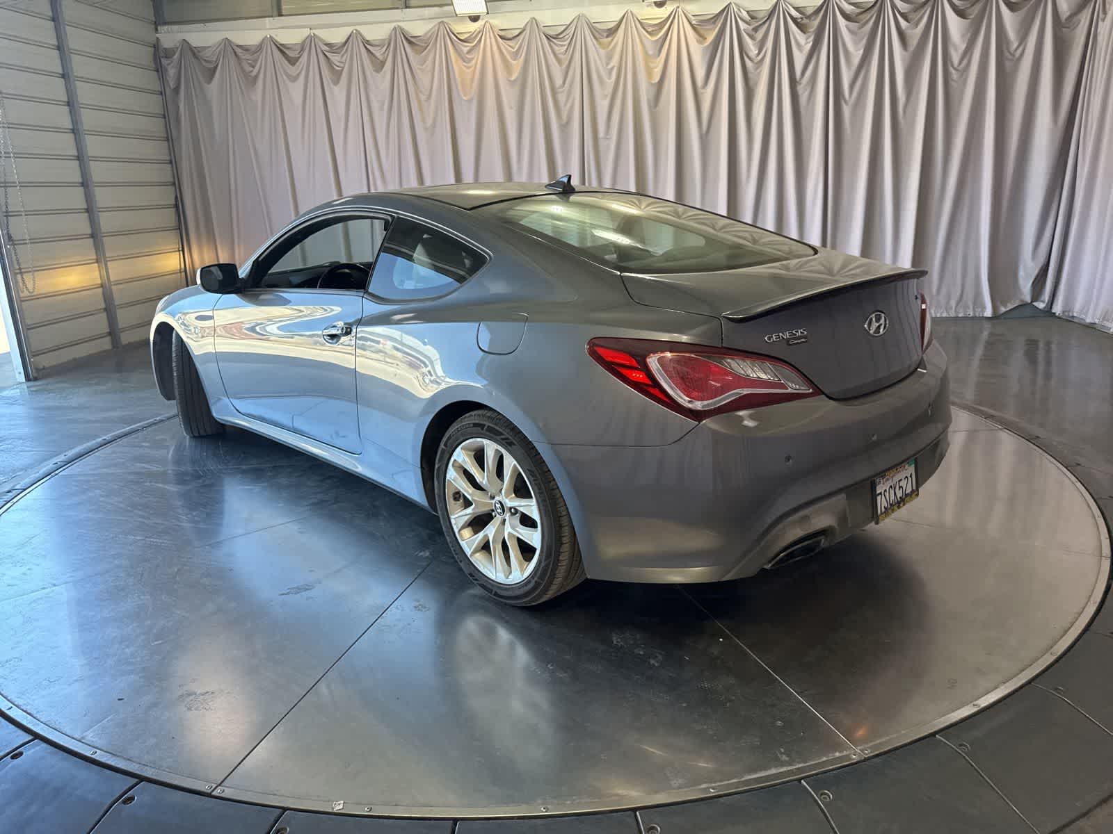 Thumbnail: 2014 Hyundai Genesis - 4