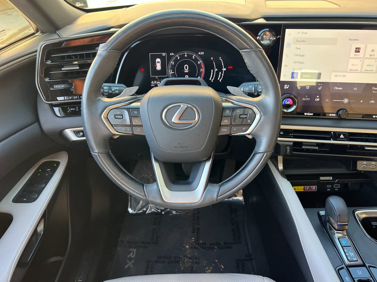 Thumbnail: 2023 Lexus RX - 14