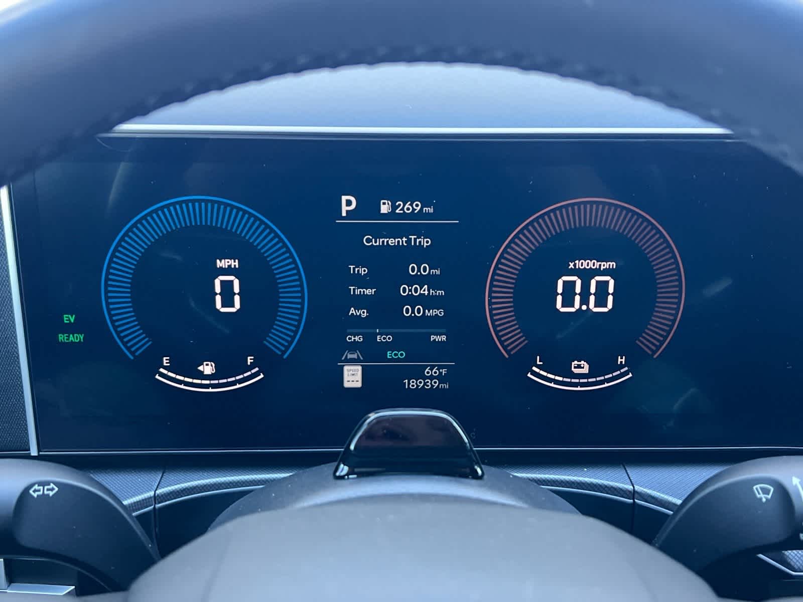 Thumbnail: 2024 Hyundai Santa Fe - 25