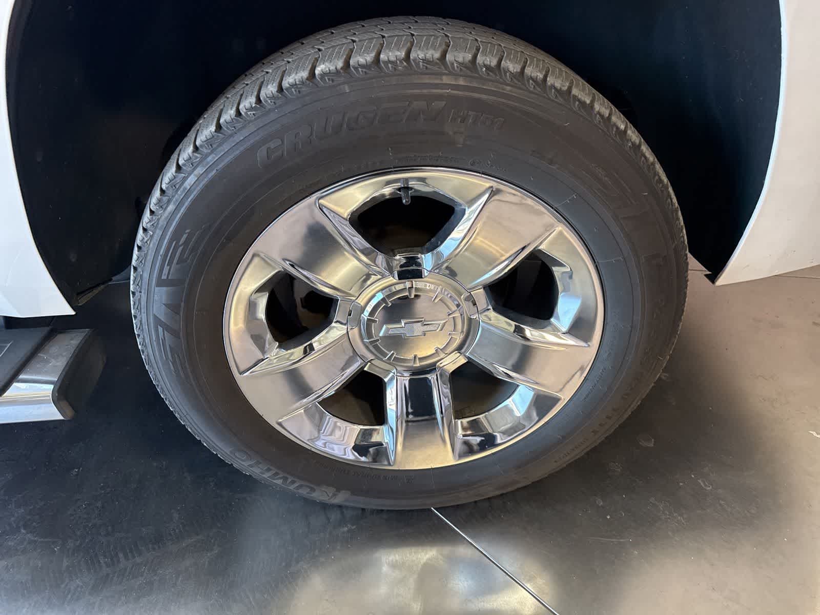 Thumbnail: 2018 Chevrolet Tahoe - 12
