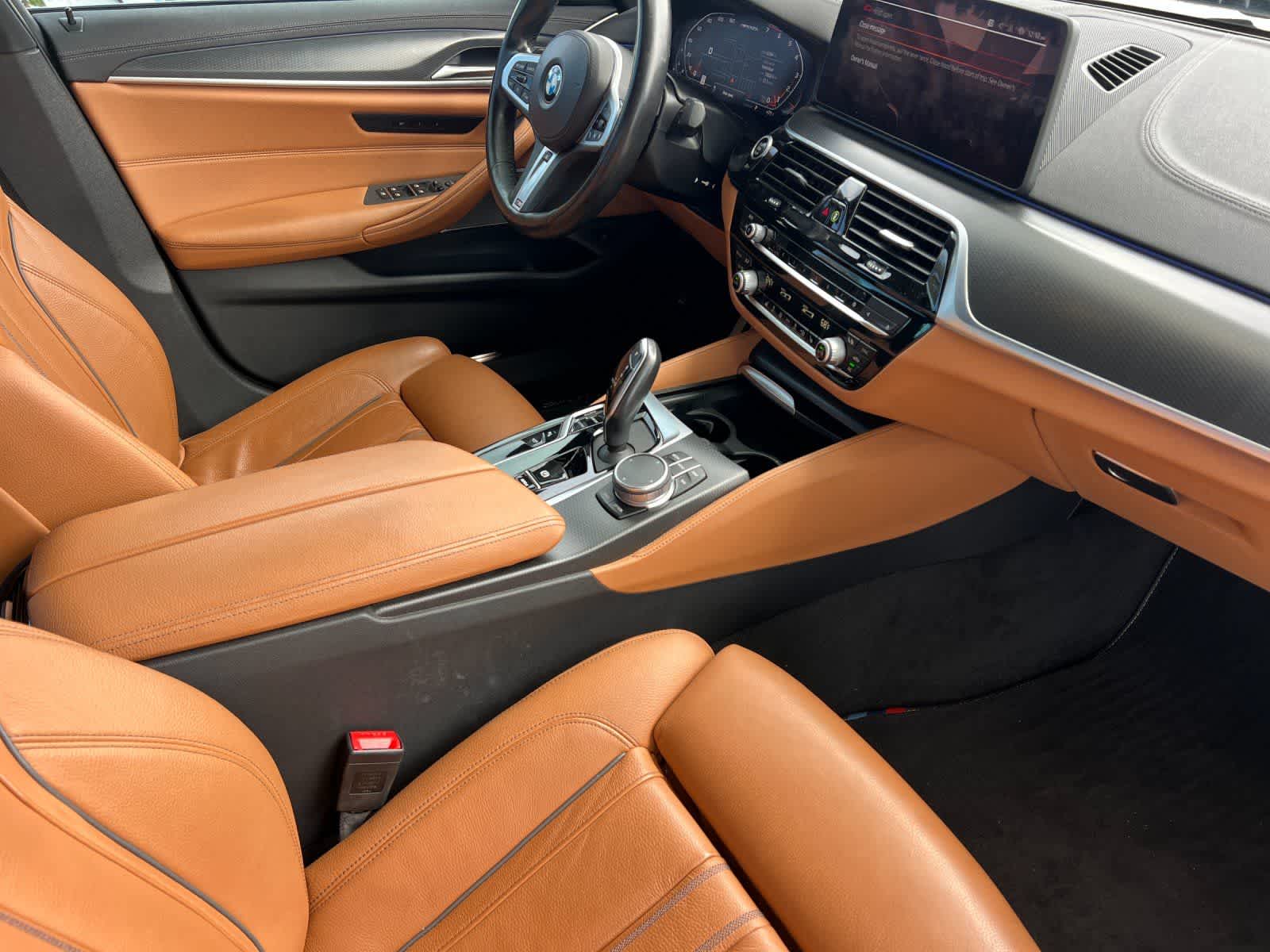 Thumbnail: 2022 BMW 5 Series - 15