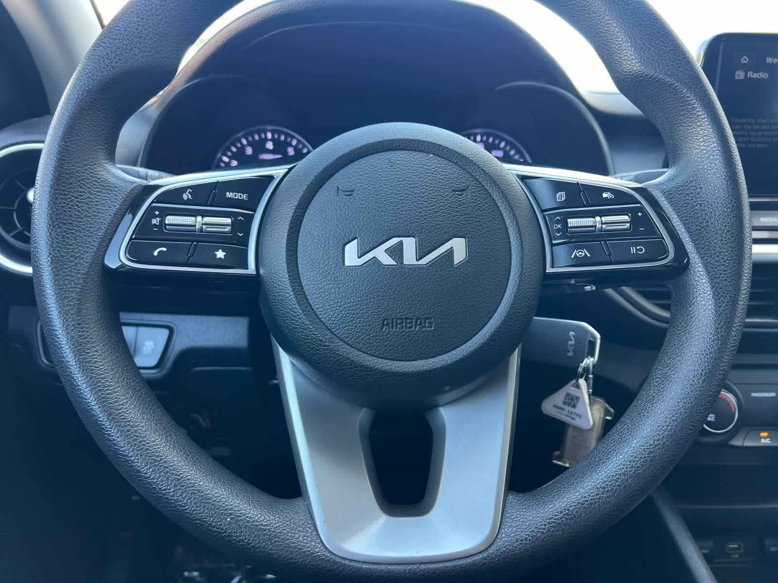 Thumbnail: 2023 Kia Forte - 22