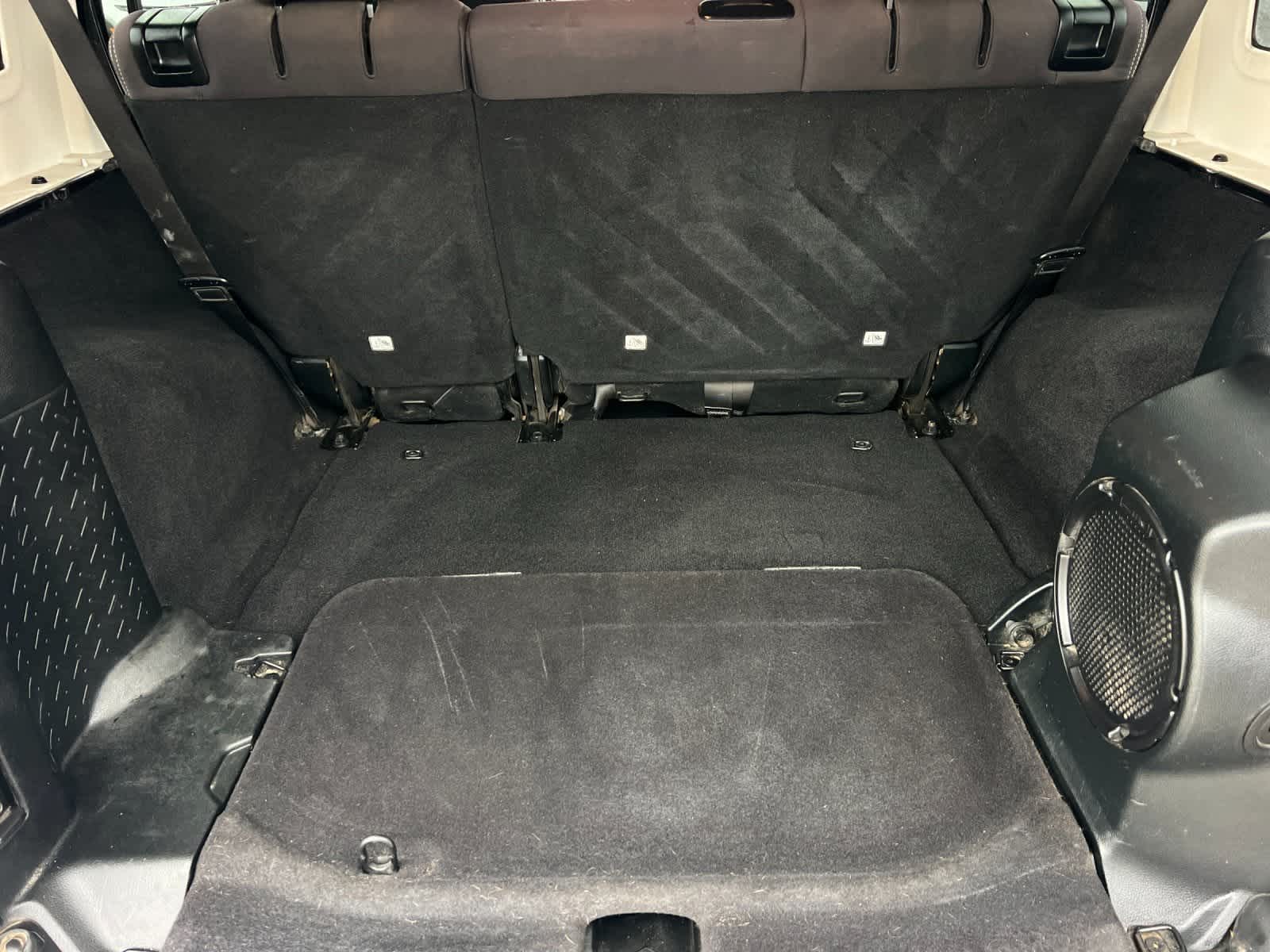 Thumbnail: 2013 Jeep Wrangler - 15