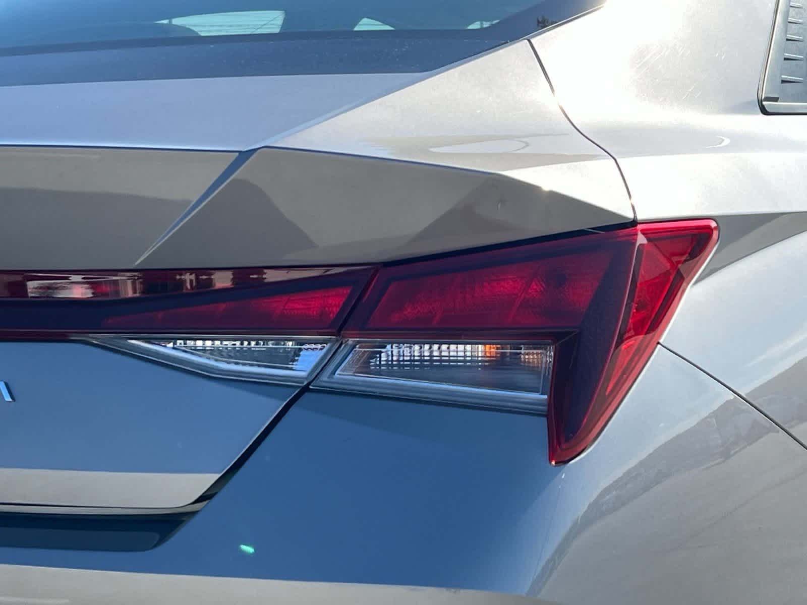 Thumbnail: 2023 Hyundai Elantra - 25