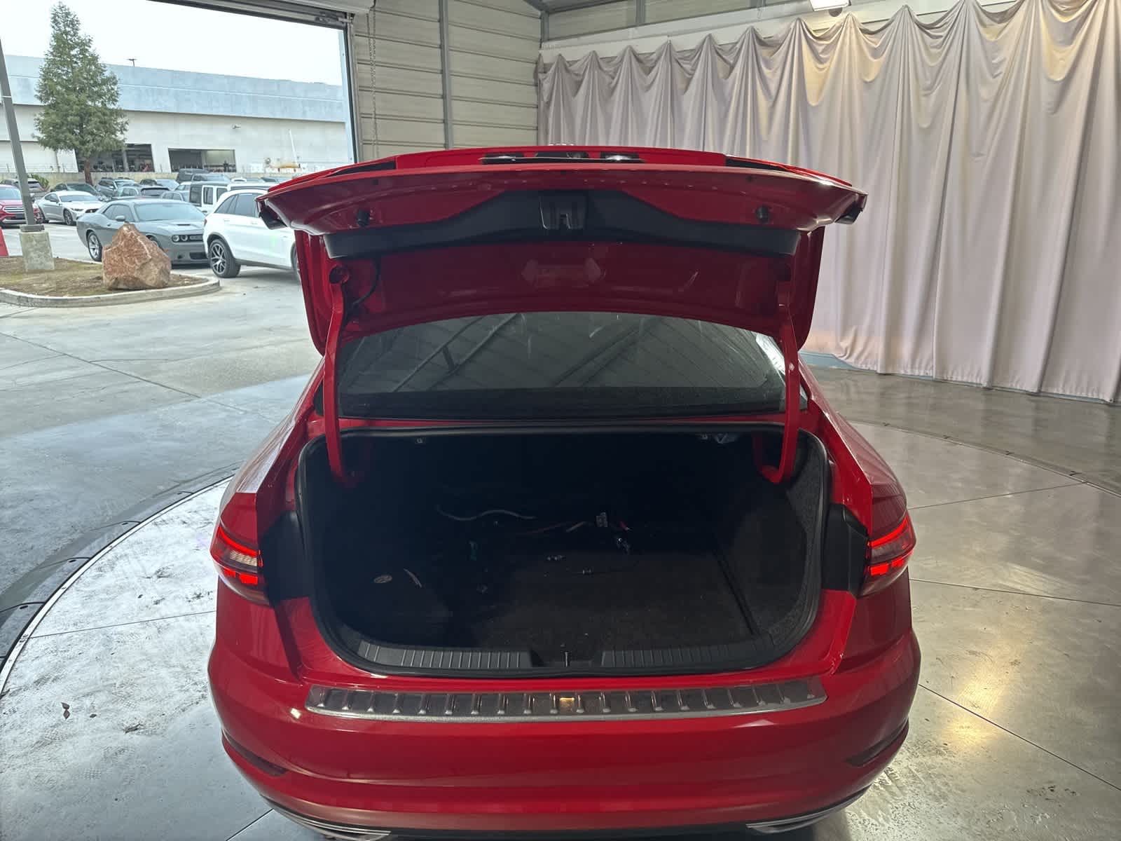 Thumbnail: 2019 Volkswagen Jetta - 17