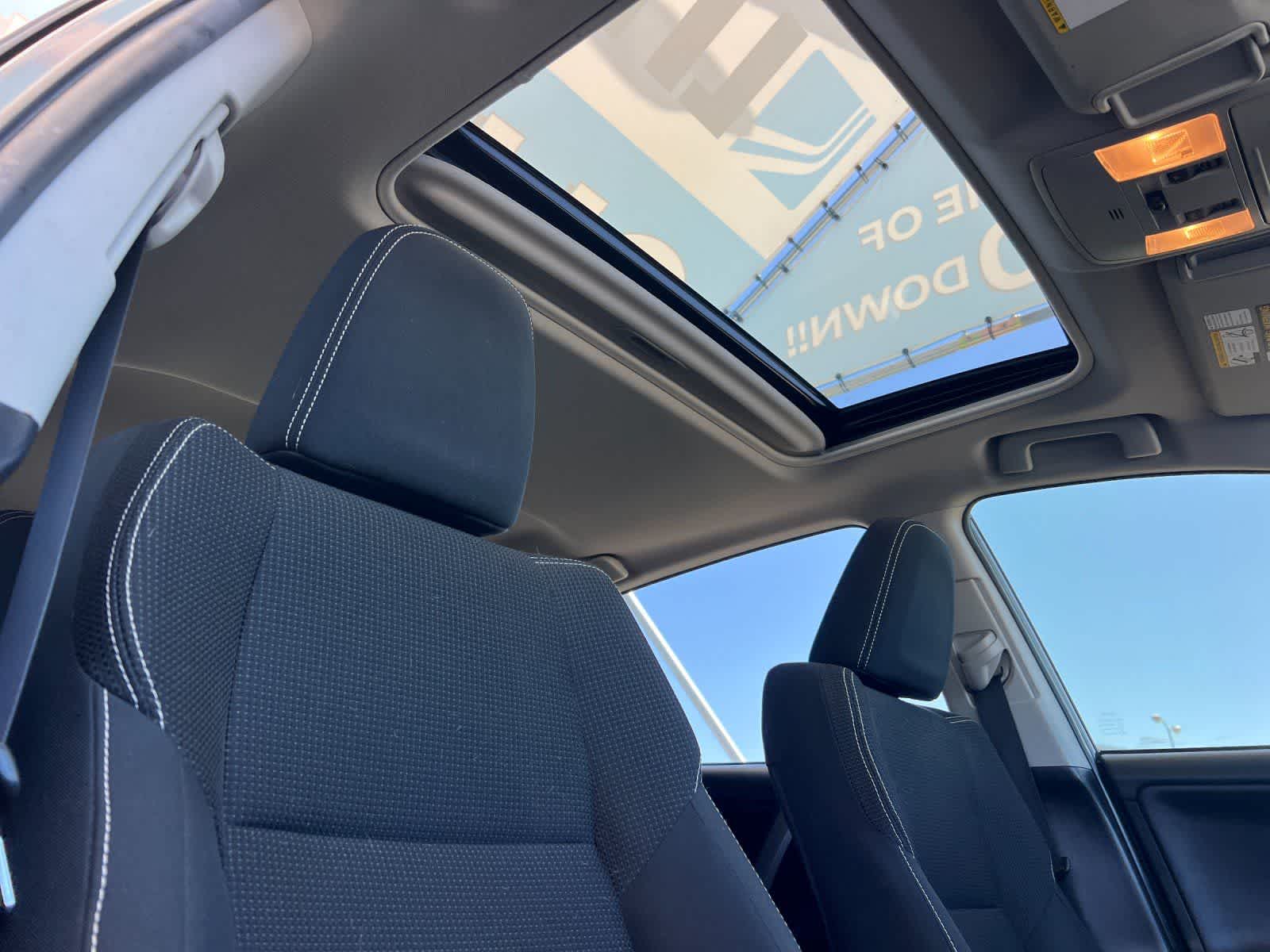 Thumbnail: 2017 Toyota RAV4 - 18