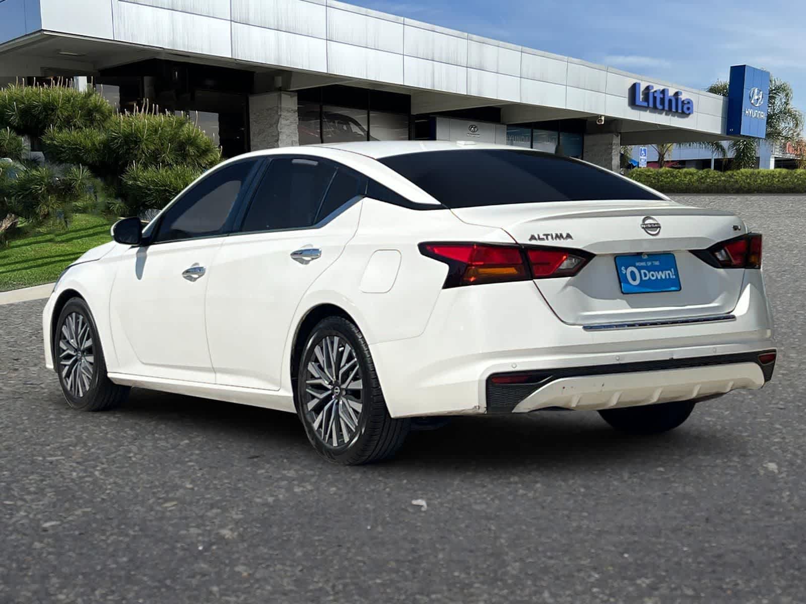 Thumbnail: 2023 Nissan Altima - 7