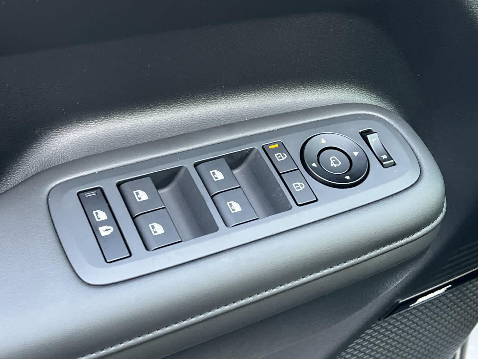 Thumbnail: 2025 Hyundai Santa Fe - 13