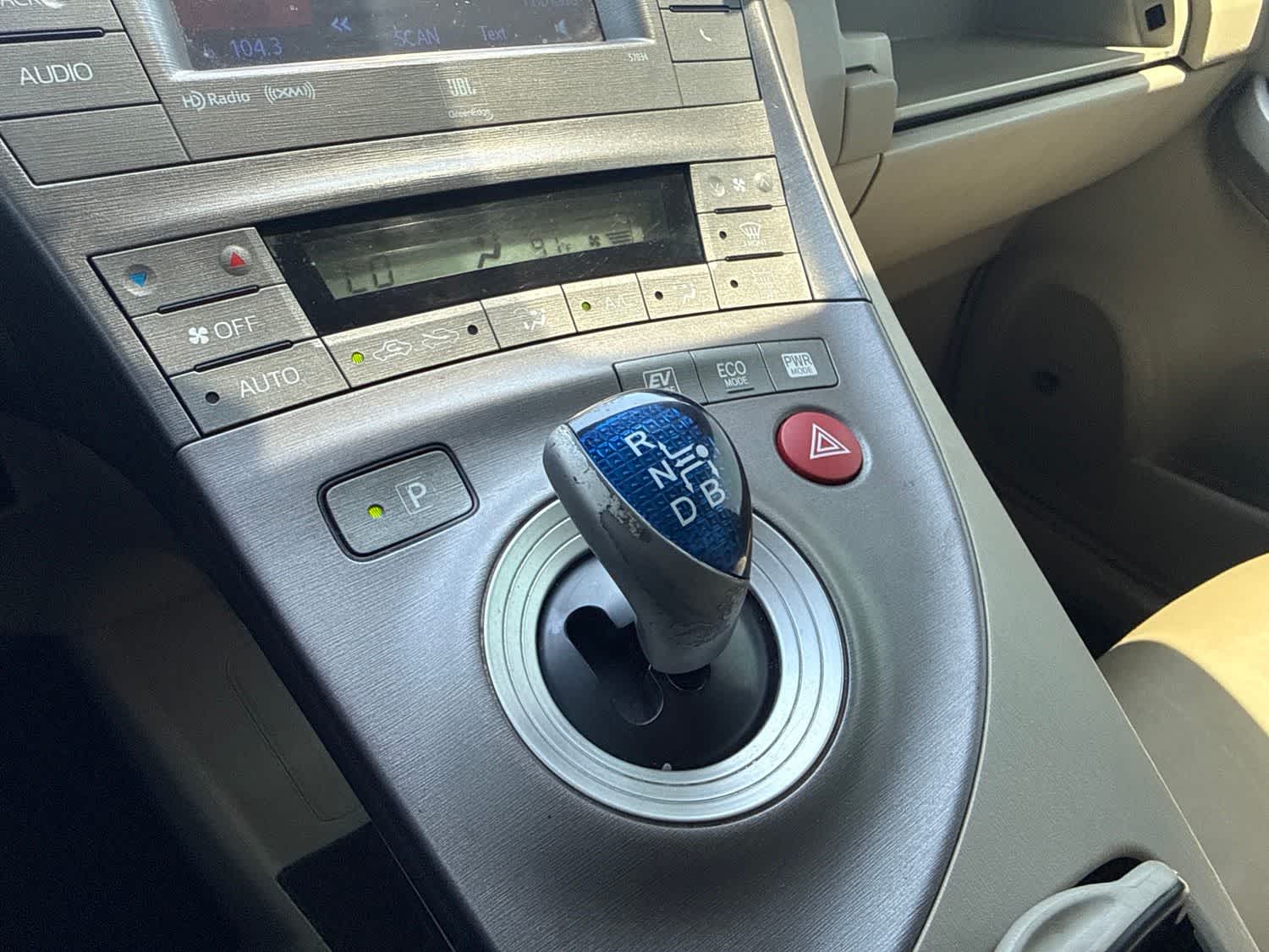 Thumbnail: 2012 Toyota Prius - 23