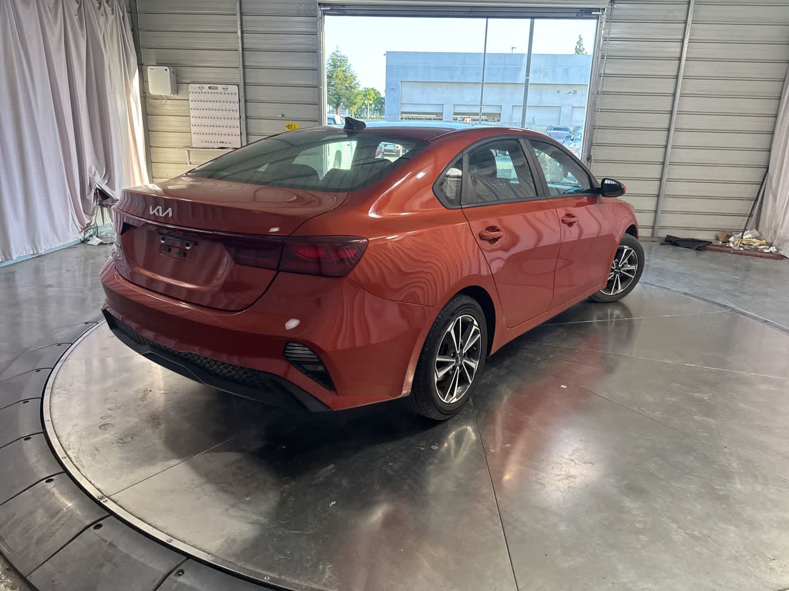 2023 Kia Forte LXS photo 4