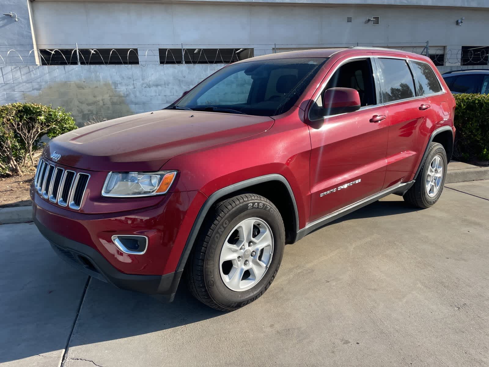 Used 2014 Jeep Grand Cherokee Laredo with VIN 1C4RJEAG2EC274321 for sale in Fresno, CA