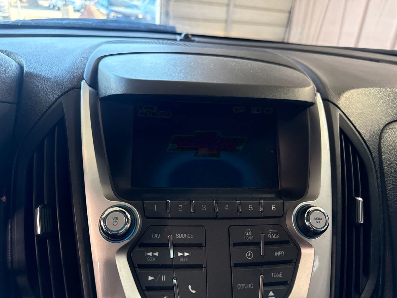 Thumbnail: 2012 Chevrolet Equinox - 24