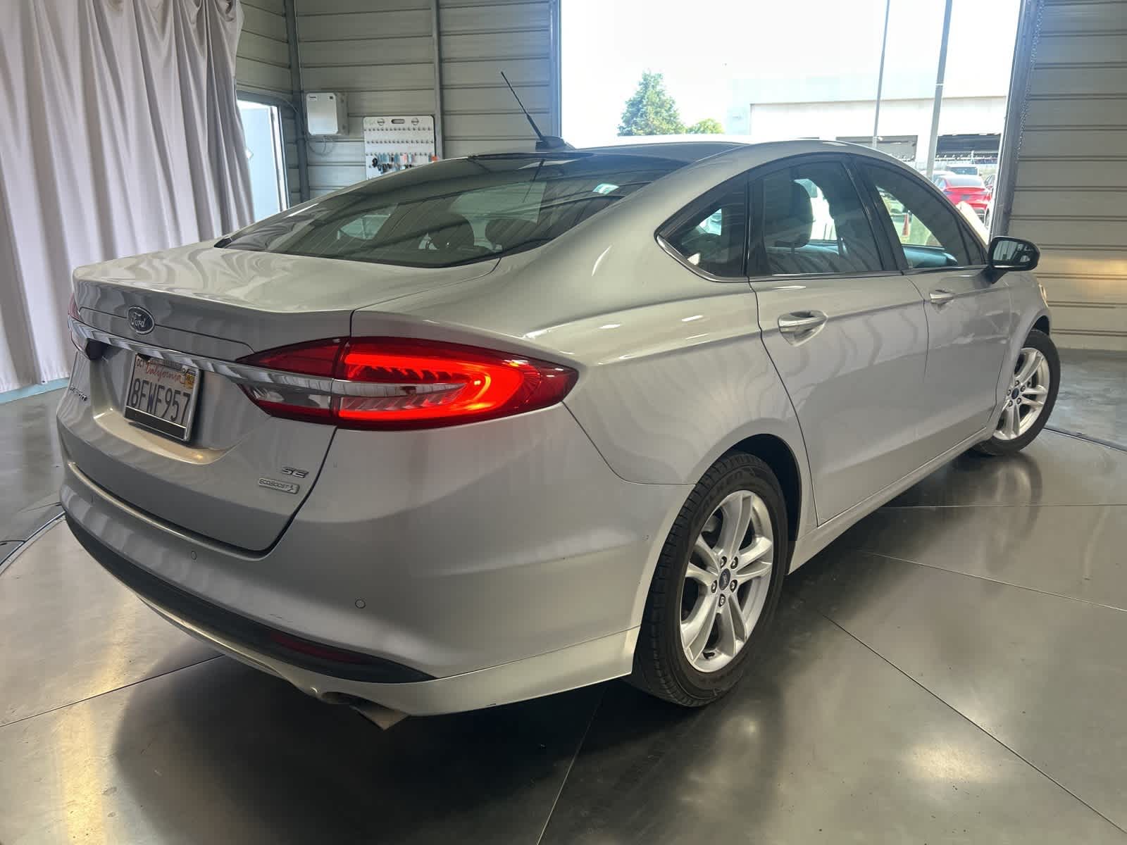 Thumbnail: 2018 Ford Fusion - 8
