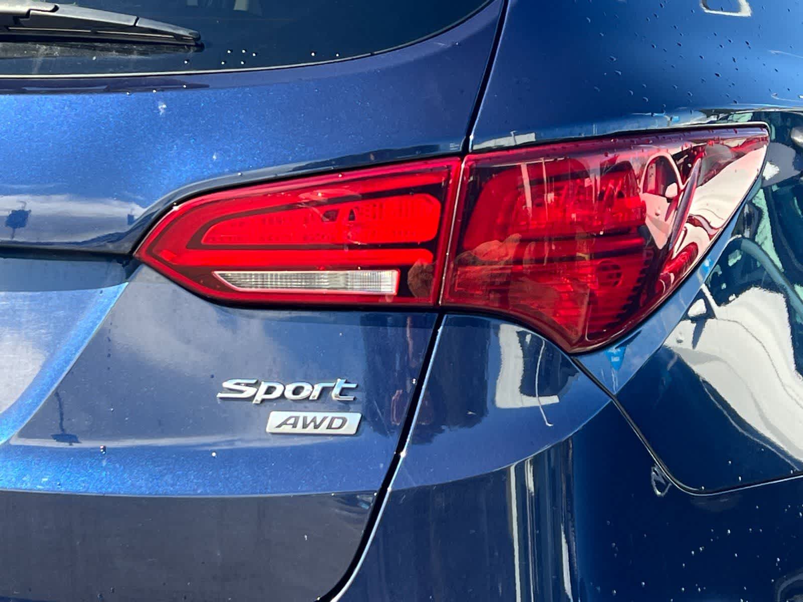 Thumbnail: 2017 Hyundai Santa Fe - 25