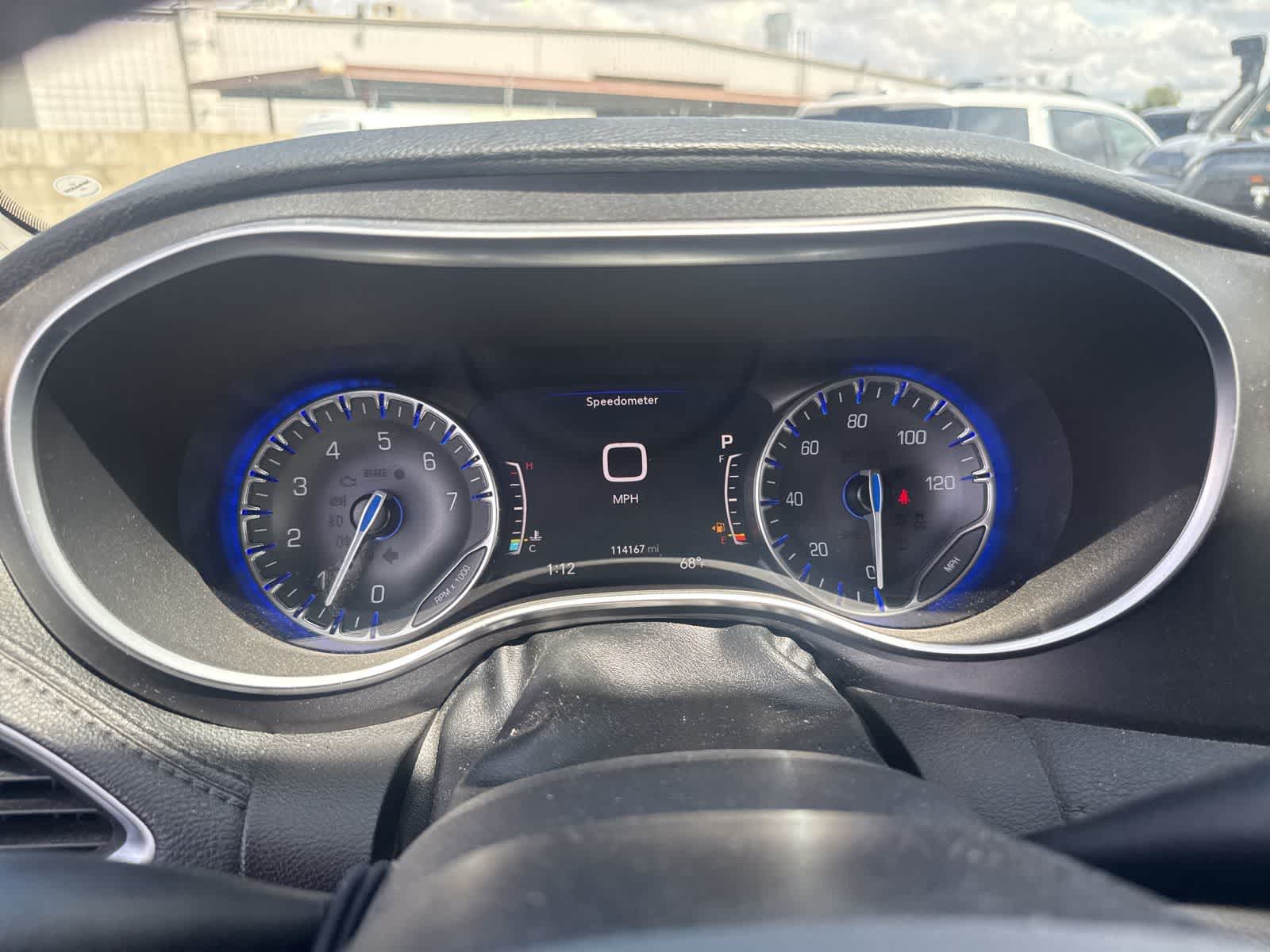 Thumbnail: 2020 Chrysler Pacifica - 23