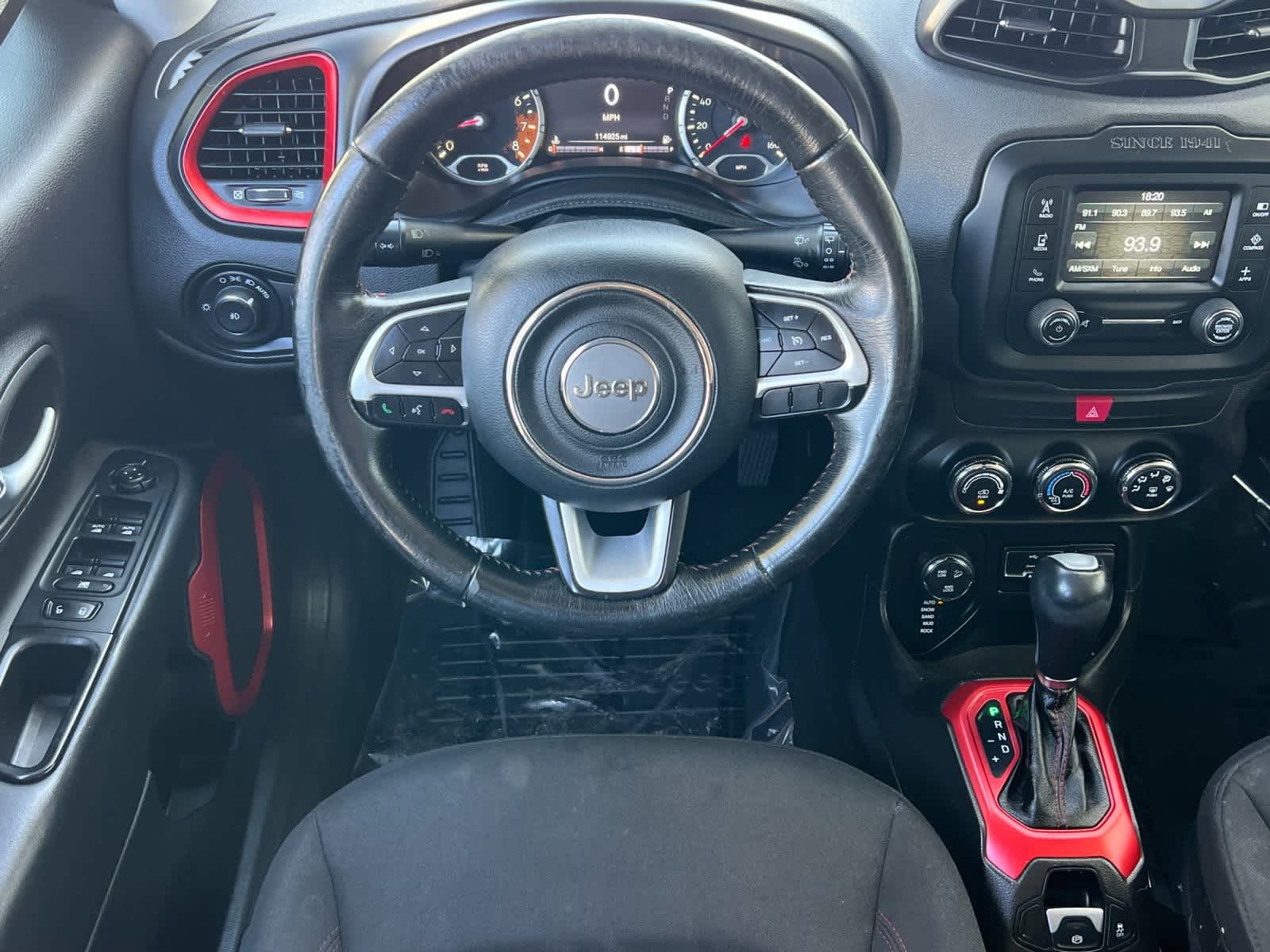 Thumbnail: 2016 Jeep Renegade - 15