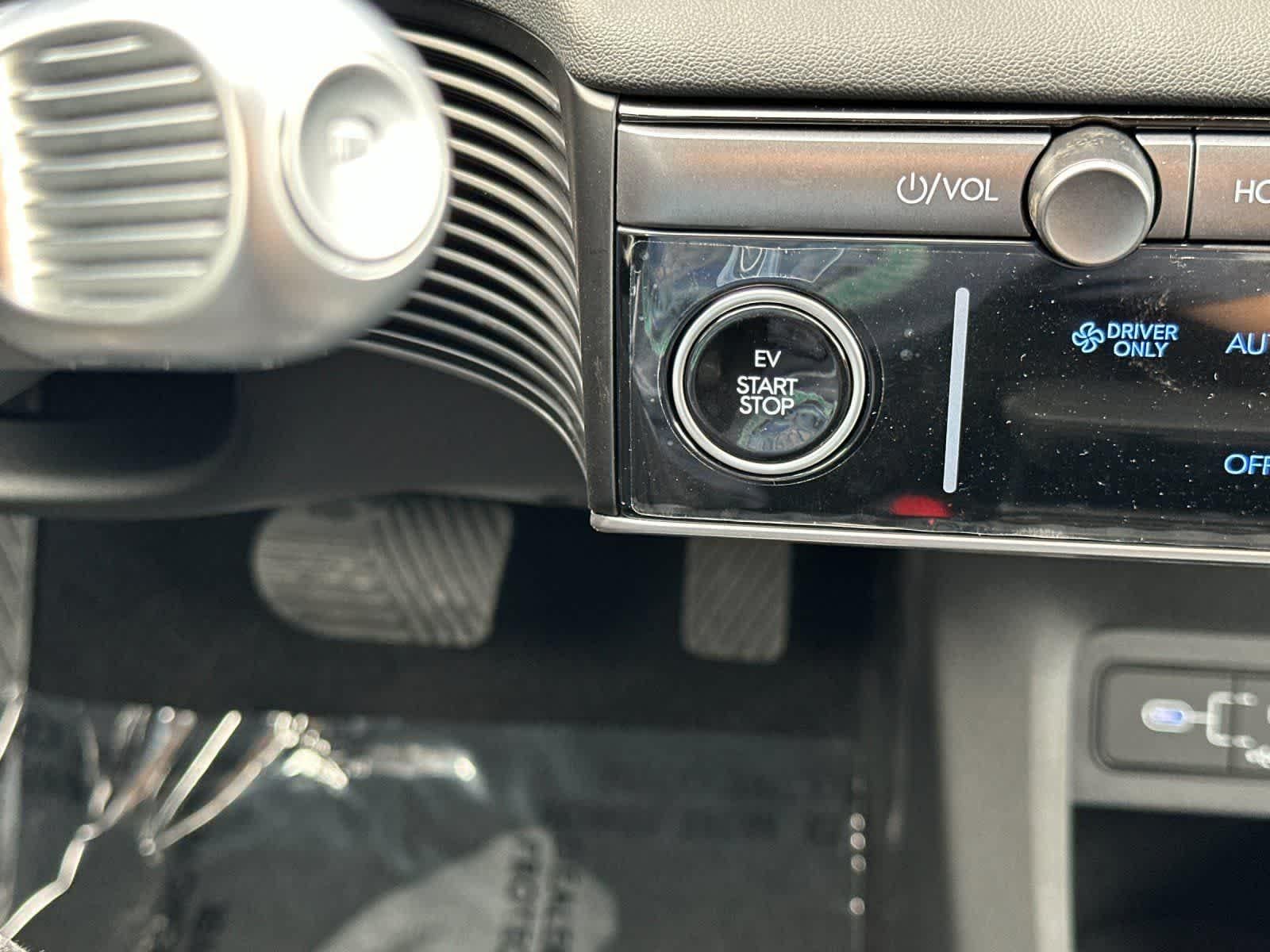 Thumbnail: 2026 Hyundai Ioniq 5 - 22