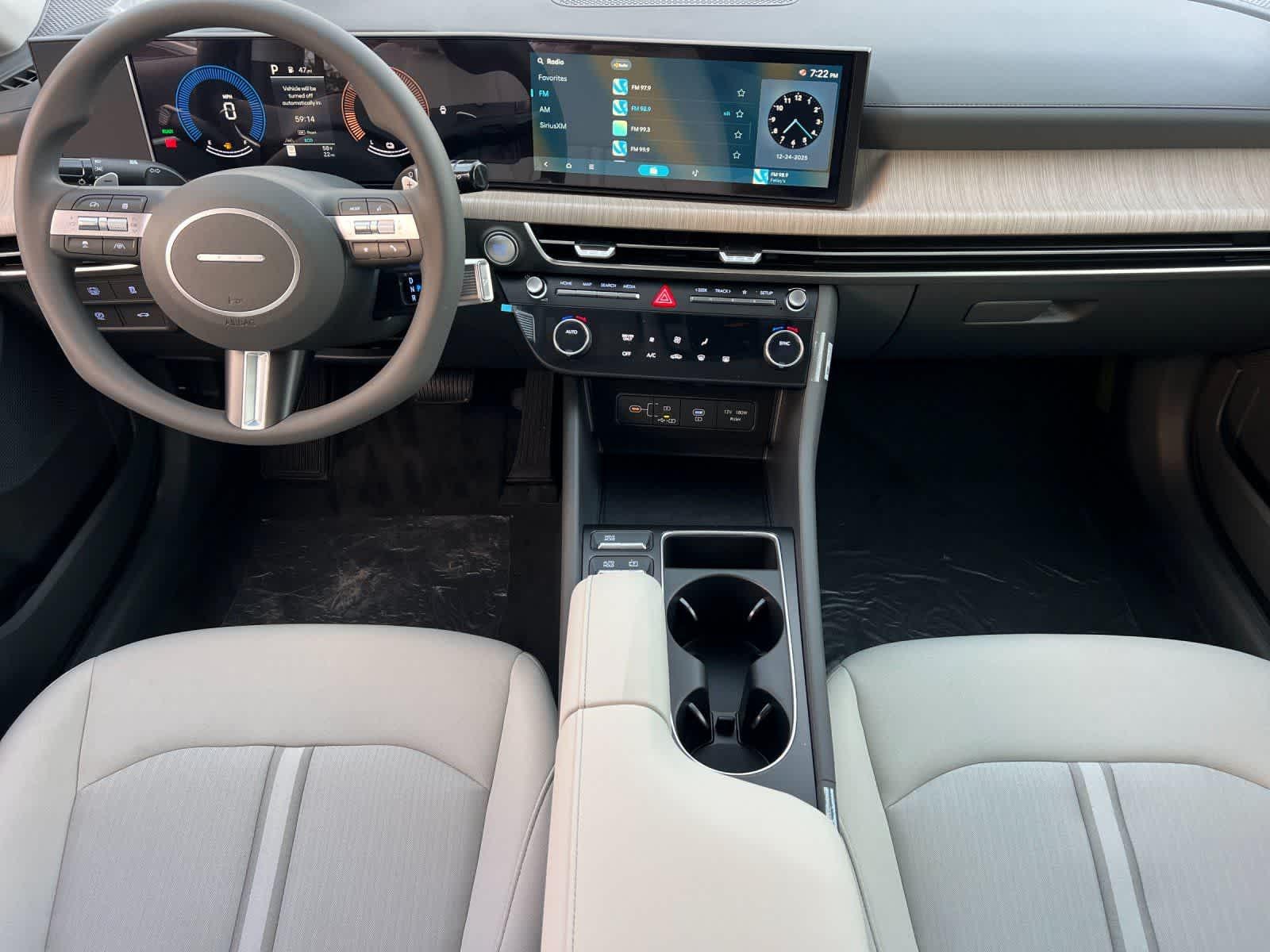 Thumbnail: 2026 Hyundai Sonata - 4