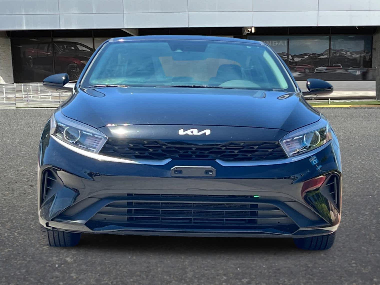 Thumbnail: 2023 Kia Forte - 10