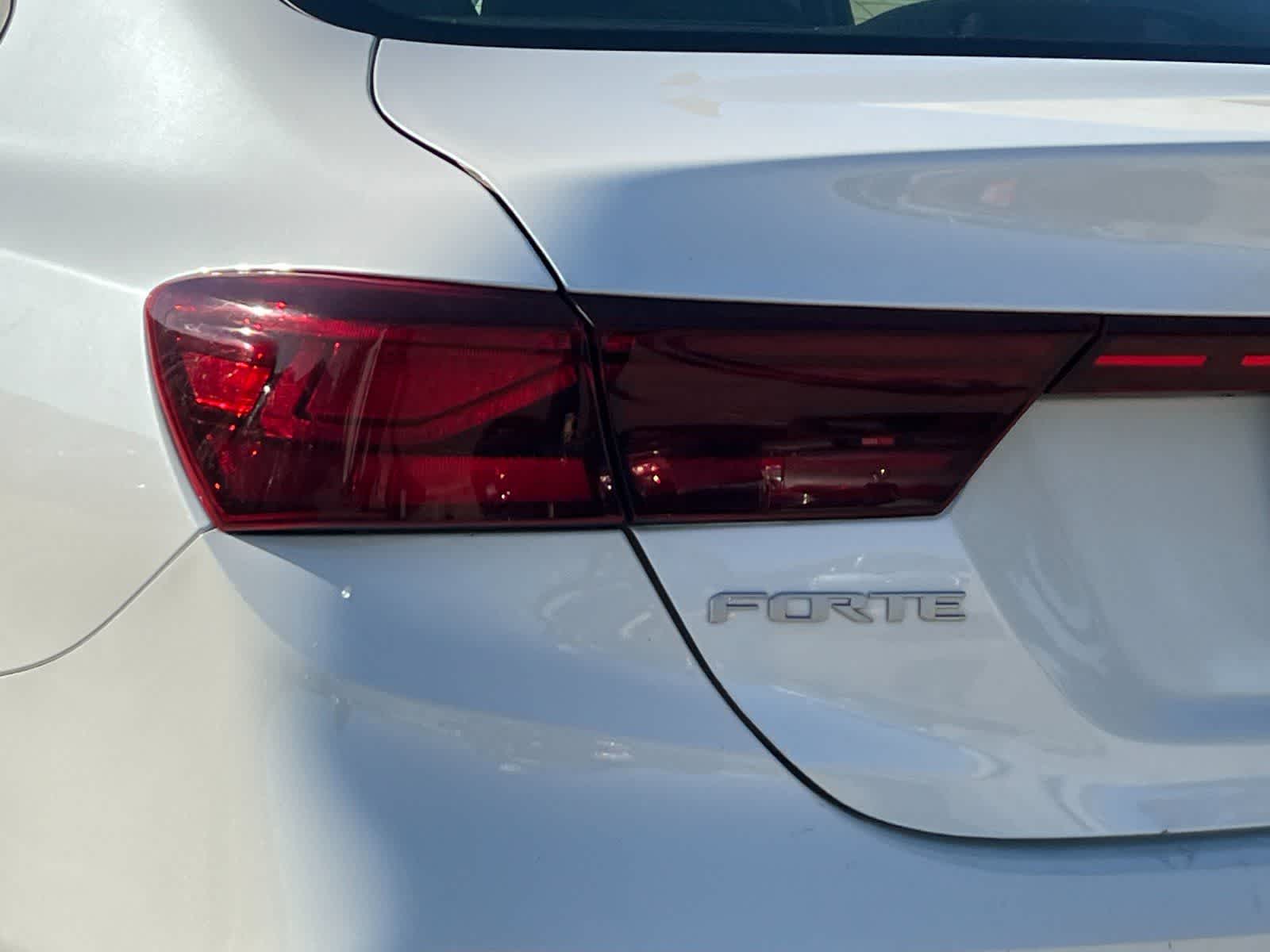 Thumbnail: 2024 Kia Forte - 25