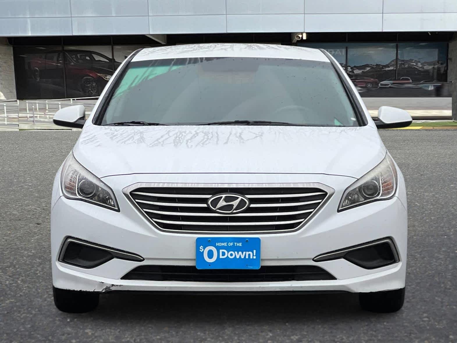 Thumbnail: 2016 Hyundai Sonata - 10