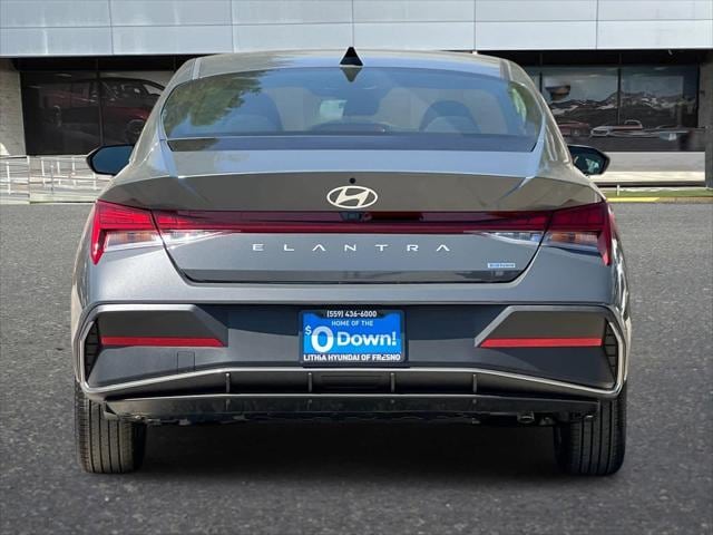 Thumbnail: 2025 Hyundai Elantra - 8