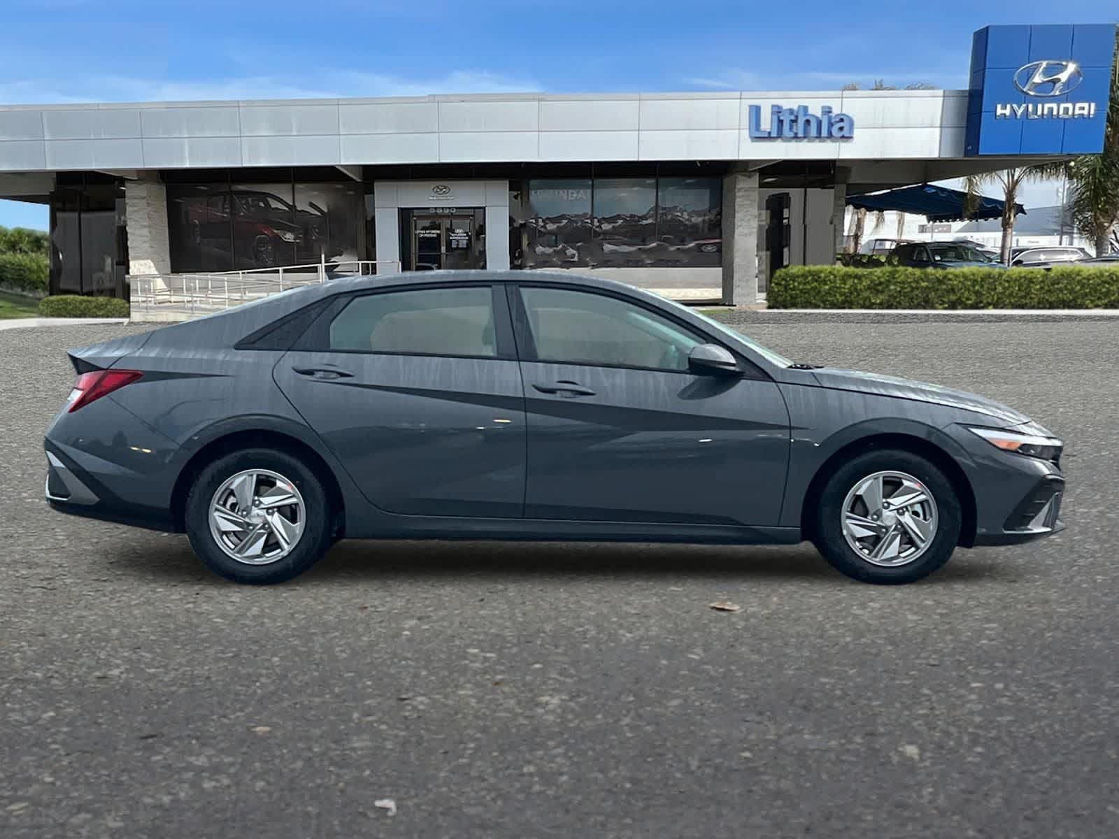 Thumbnail: 2026 Hyundai Elantra - 9