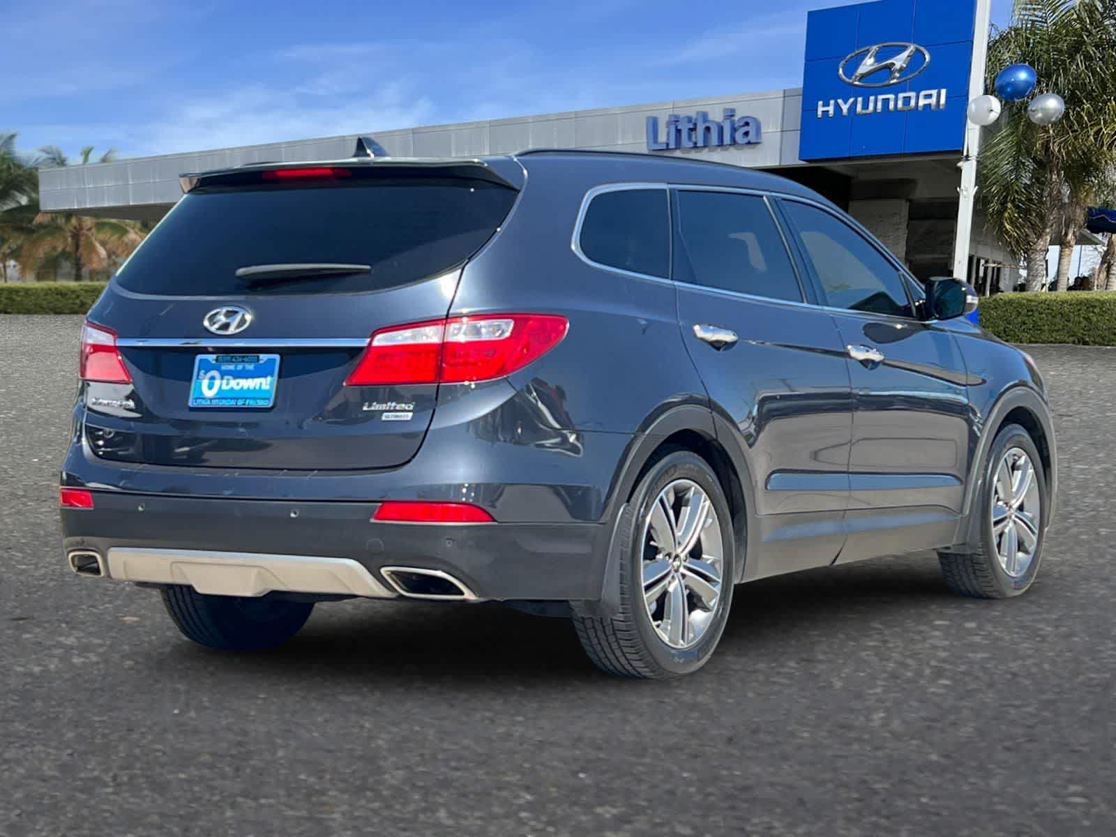 Thumbnail: 2015 Hyundai Santa Fe - 3