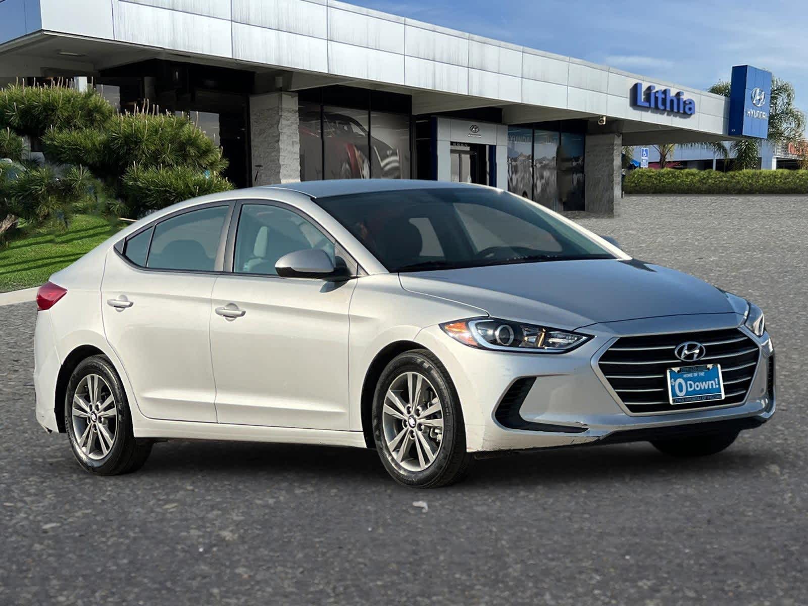 Thumbnail: 2017 Hyundai Elantra - 9