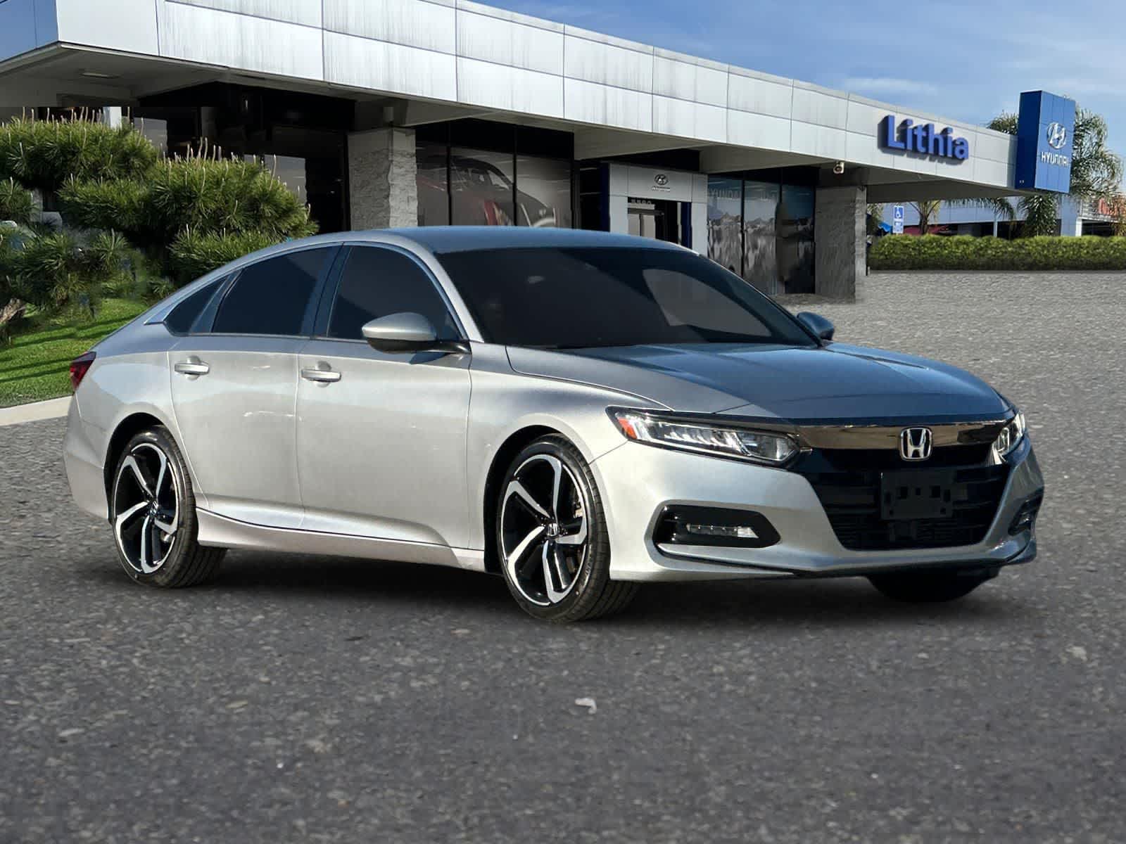 Thumbnail: 2019 Honda Accord - 9
