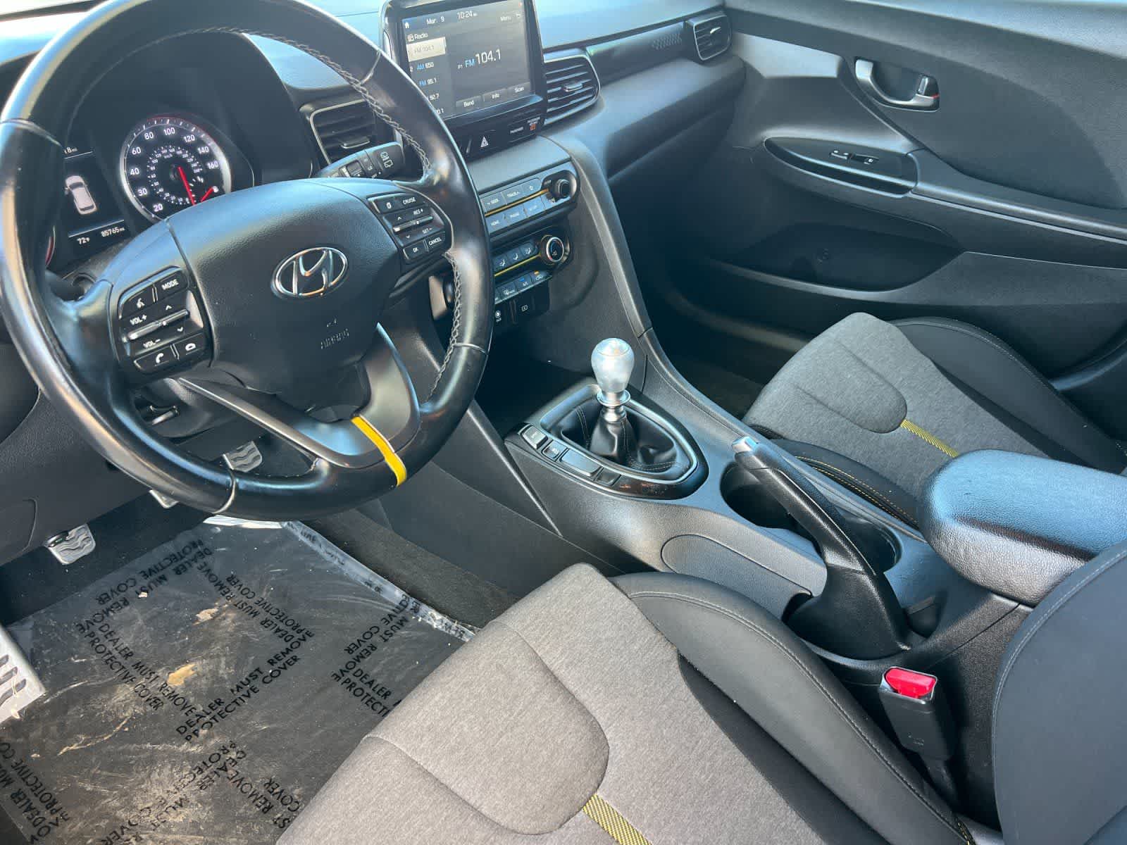 Thumbnail: 2019 Hyundai Veloster - 11