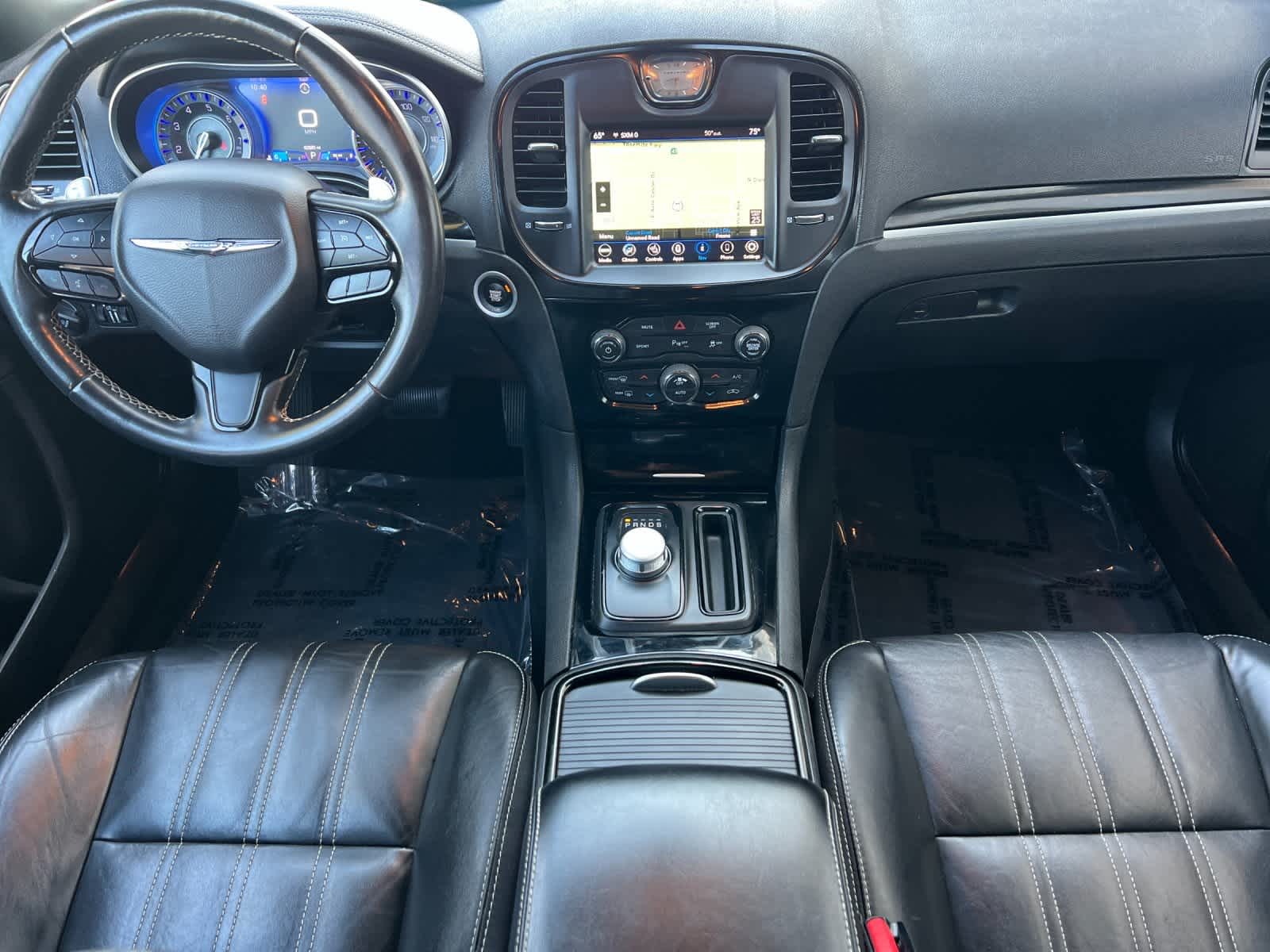 Thumbnail: 2021 Chrysler 300 - 4