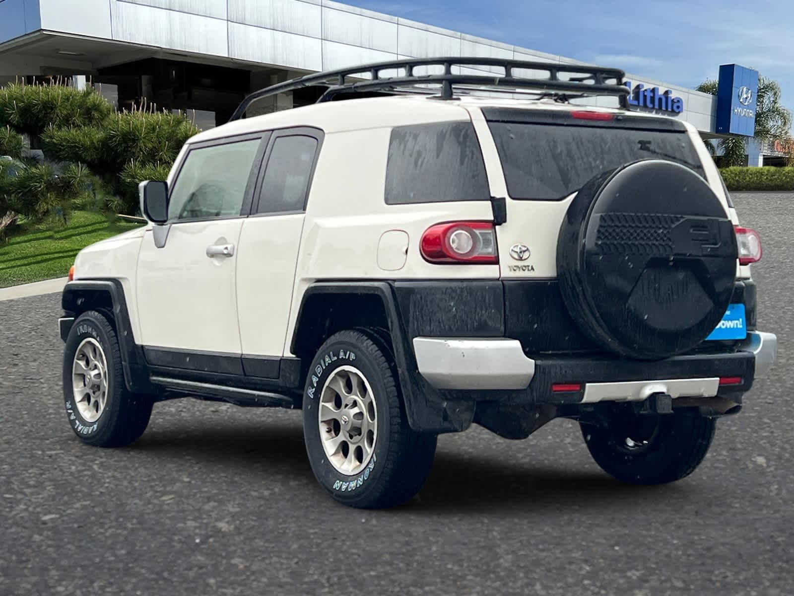 Thumbnail: 2013 Toyota FJ Cruiser - 6