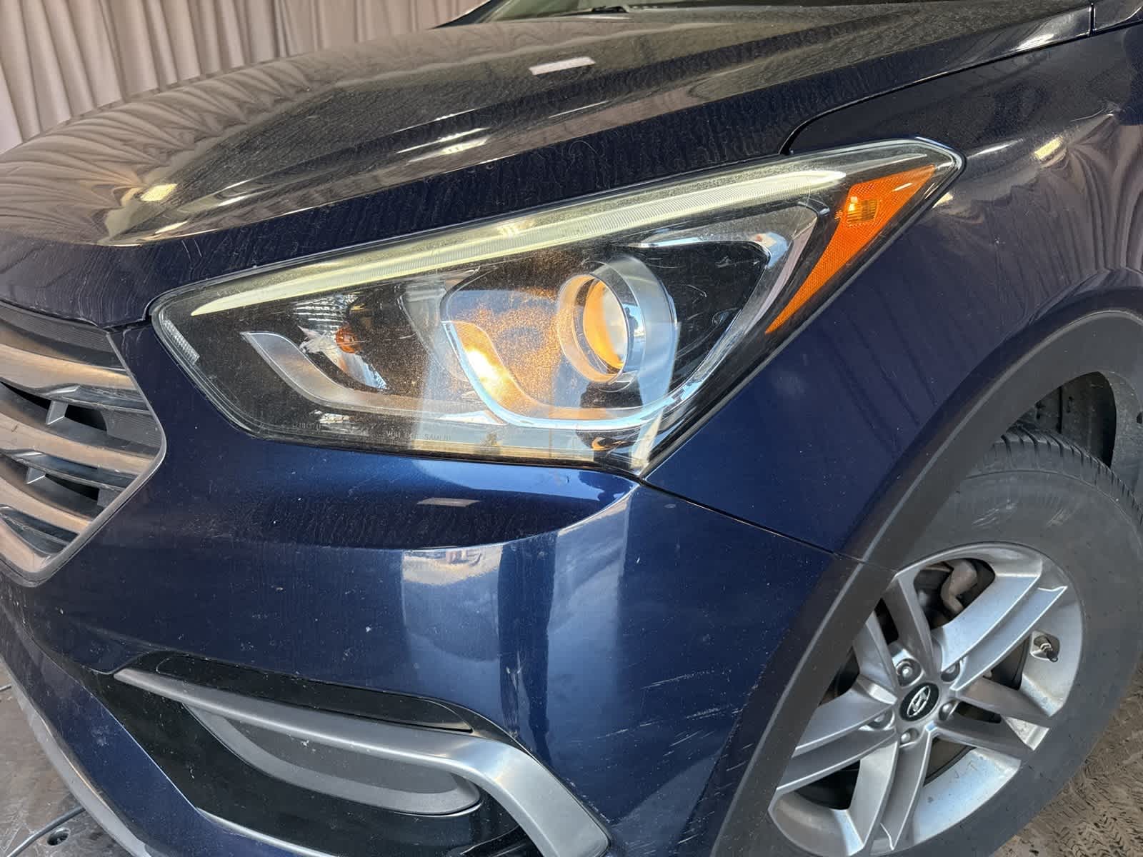 Thumbnail: 2017 Hyundai Santa Fe - 9