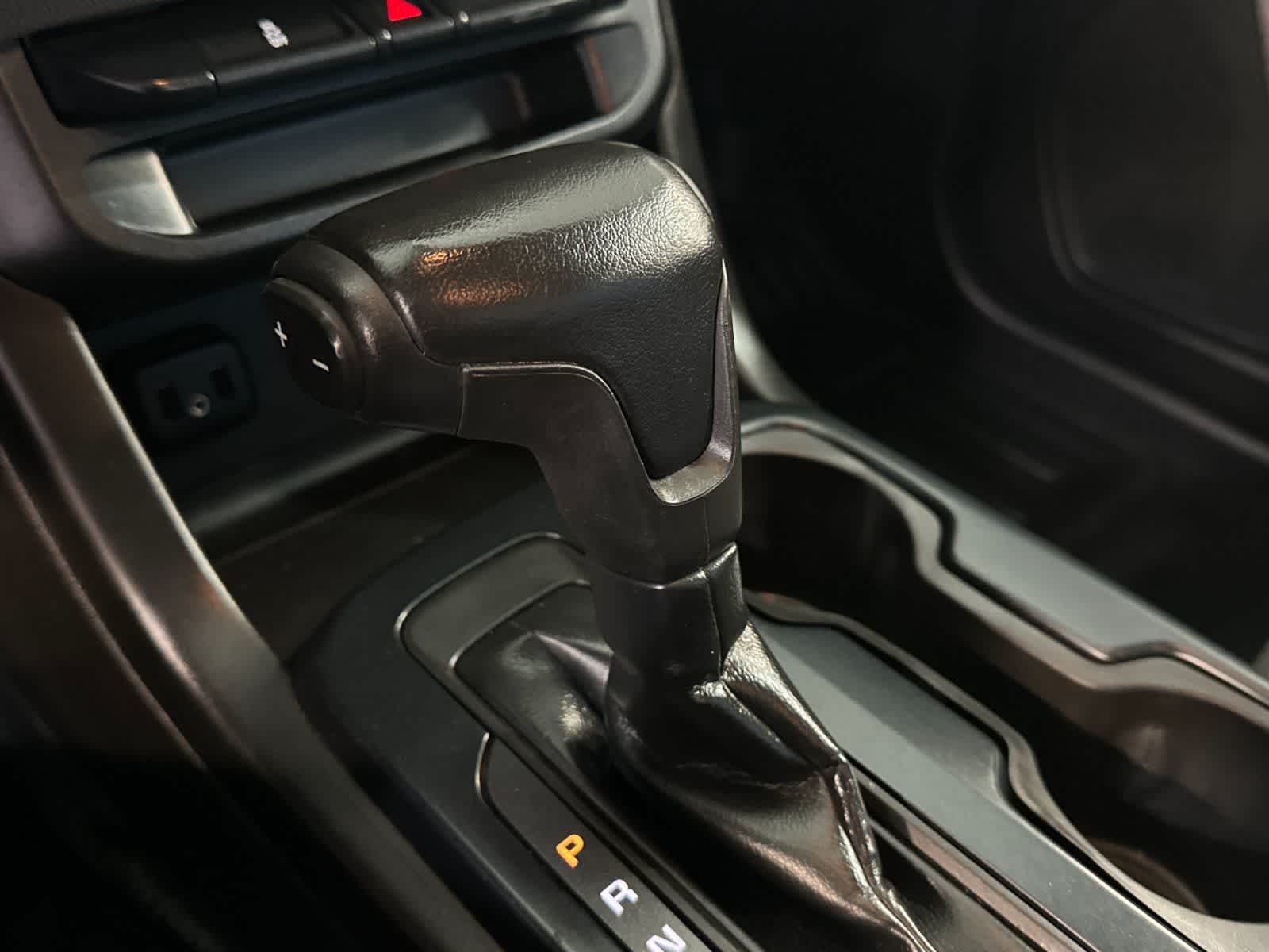 Thumbnail: 2019 Chevrolet Colorado - 21