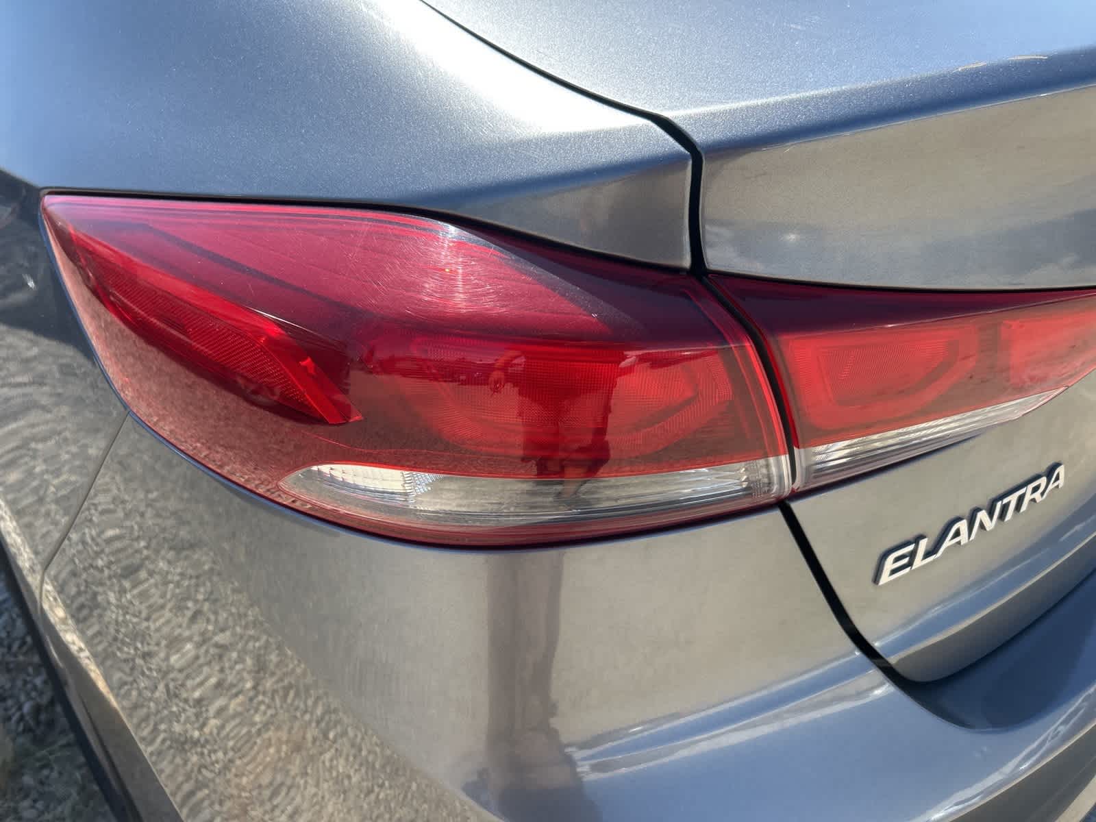 Thumbnail: 2018 Hyundai Elantra - 5