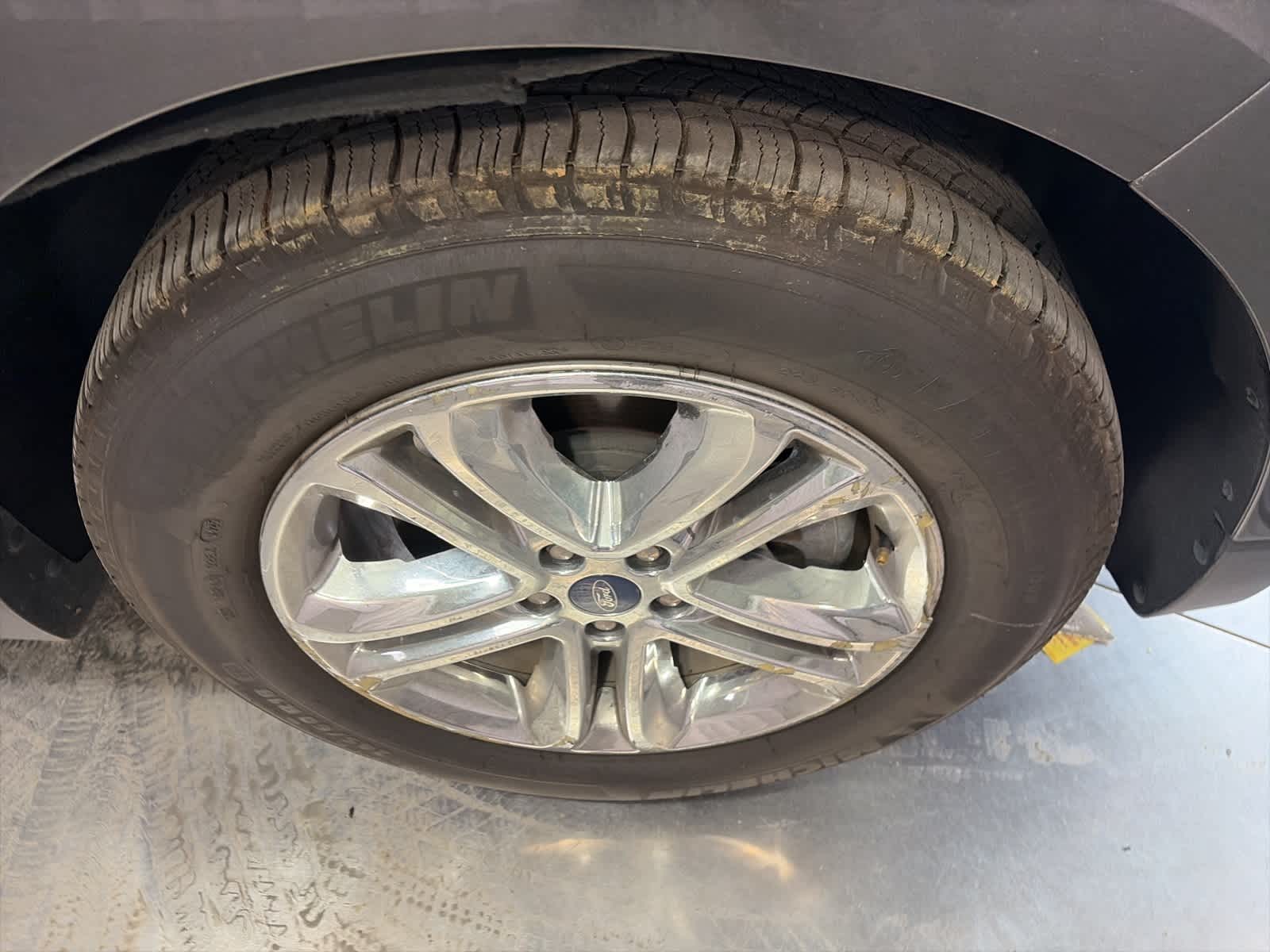 Thumbnail: 2020 Ford Edge - 5