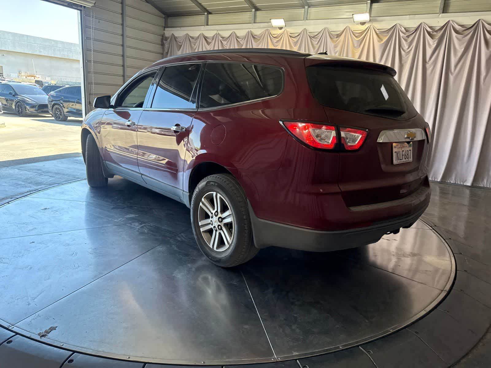 Thumbnail: 2015 Chevrolet Traverse - 6