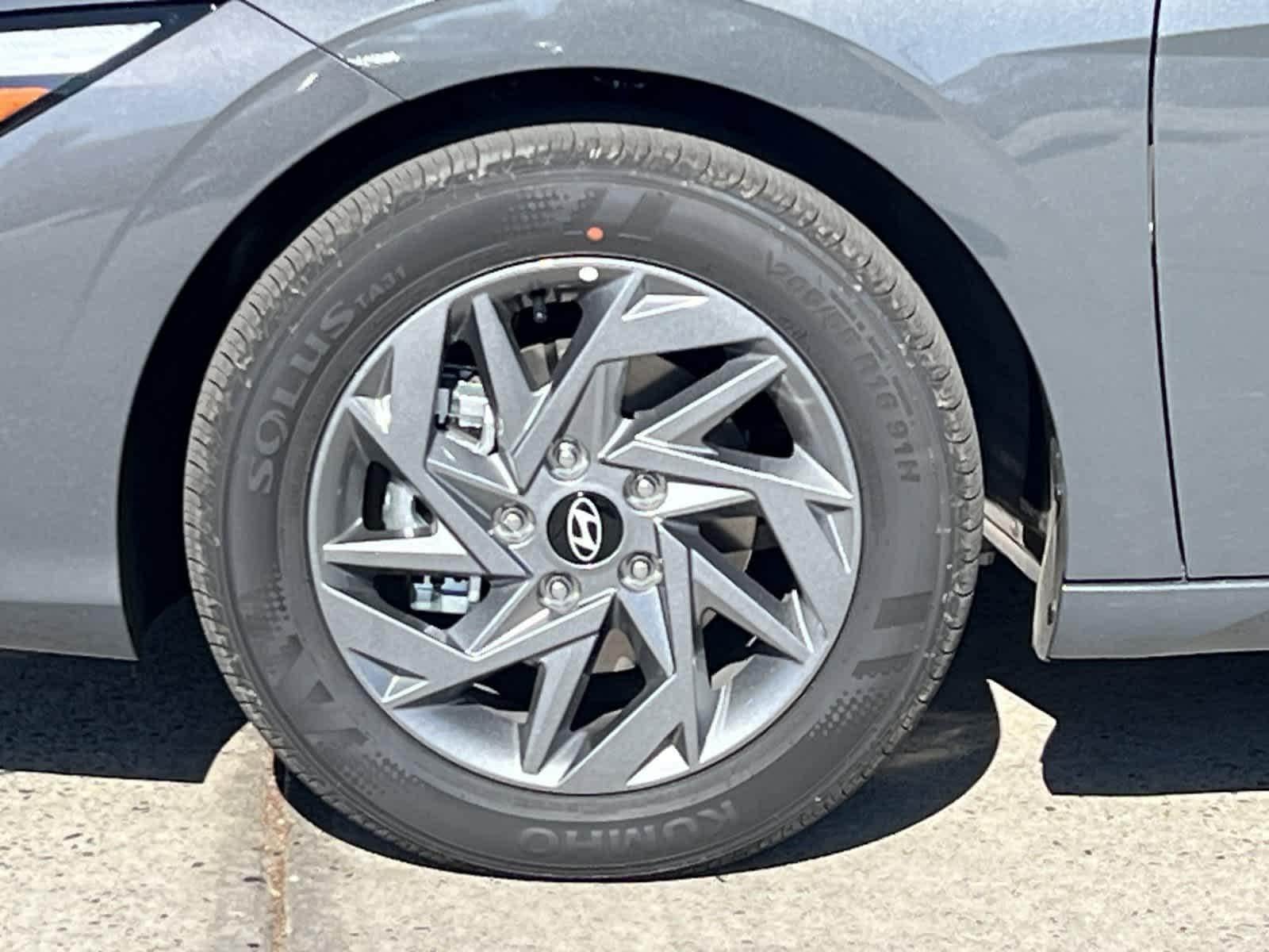 Thumbnail: 2026 Hyundai Elantra - 24