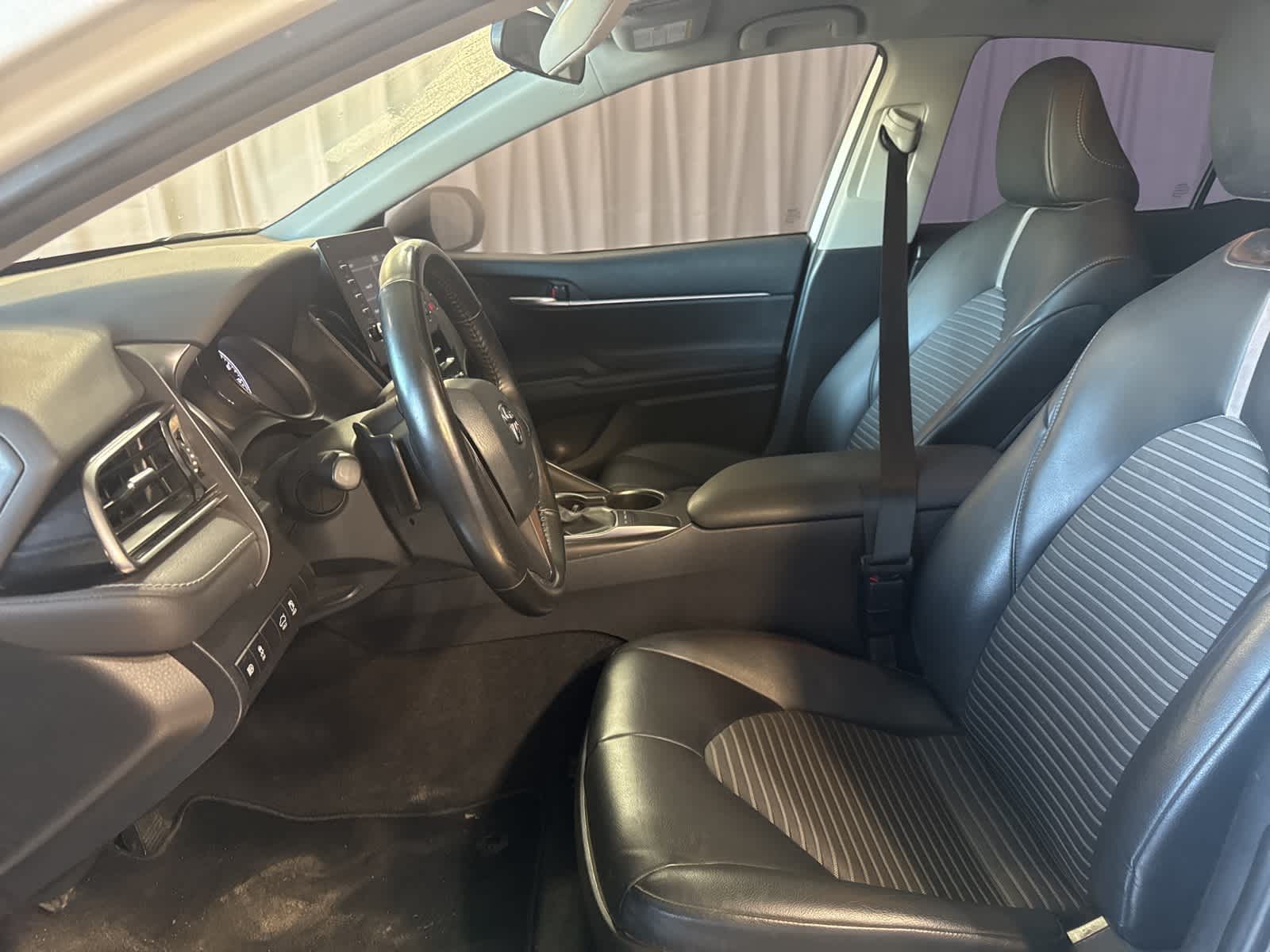 Thumbnail: 2025 Toyota Camry - 21