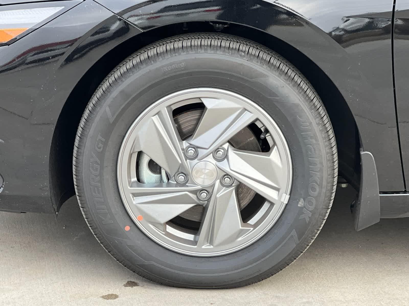 Thumbnail: 2026 Hyundai Elantra - 23