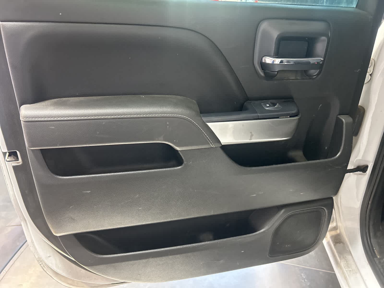 Thumbnail: 2017 Chevrolet Silverado 1500 - 18