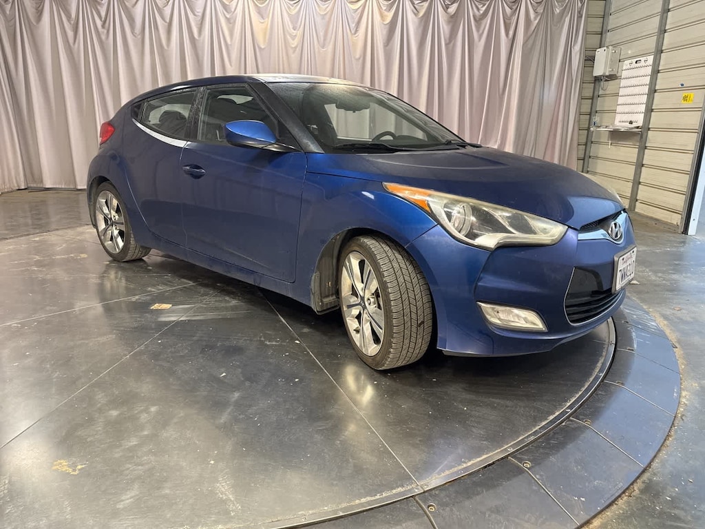Used 2016 Hyundai Veloster Base Hatchback