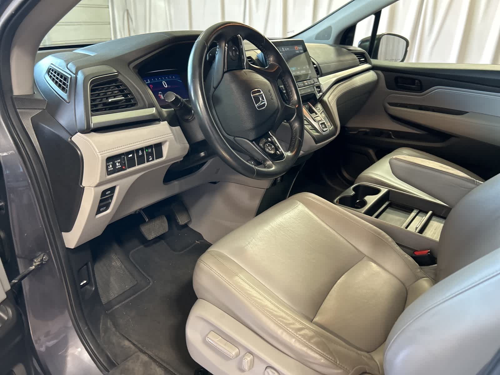 Thumbnail: 2019 Honda Odyssey - 22