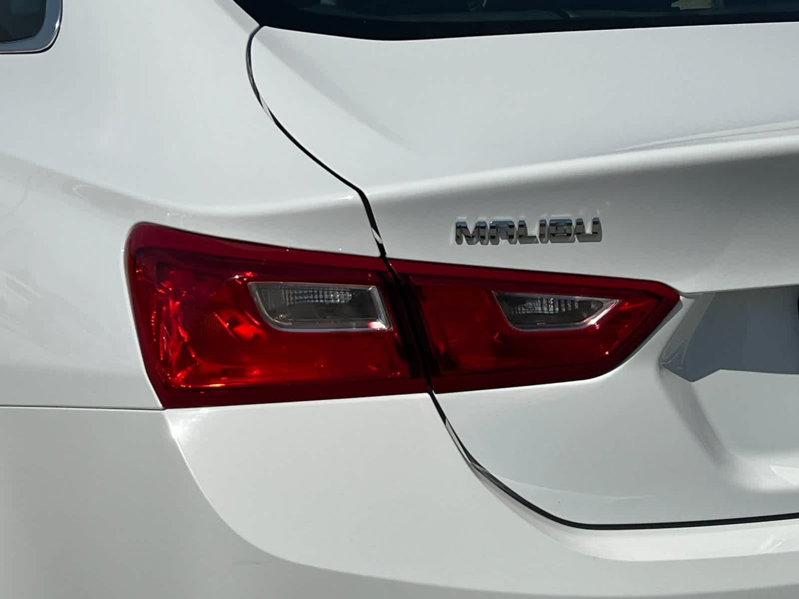 Thumbnail: 2023 Chevrolet Malibu - 25