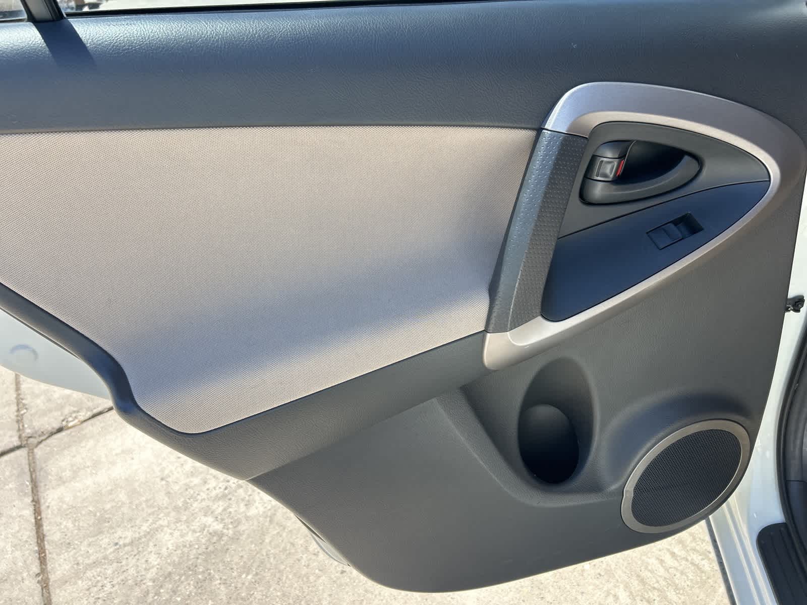 Thumbnail: 2008 Toyota RAV4 - 18