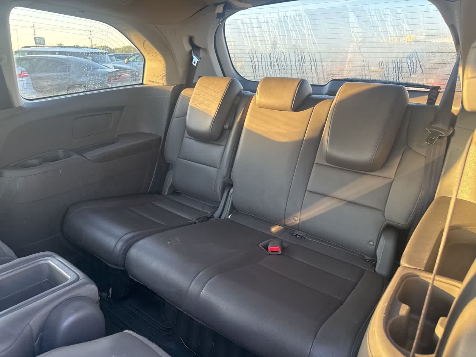 Thumbnail: 2014 Honda Odyssey - 17