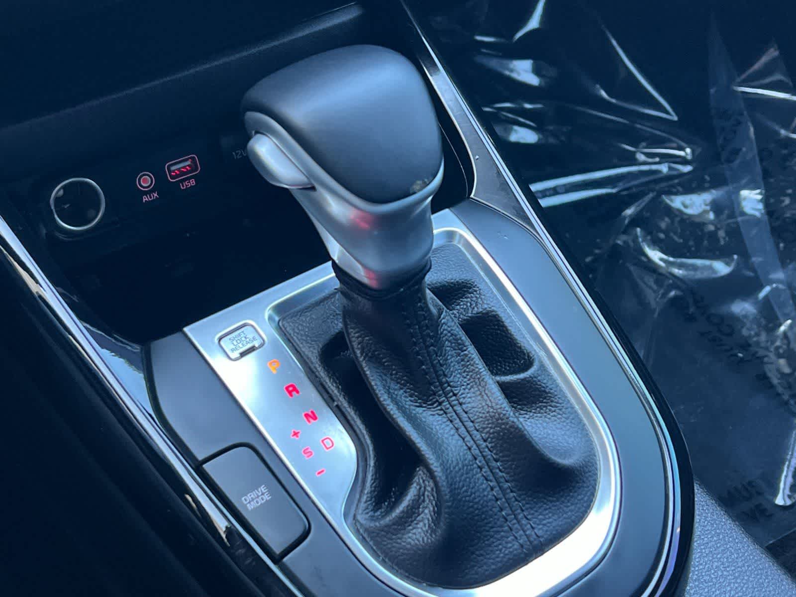 Thumbnail: 2021 Kia Forte - 21